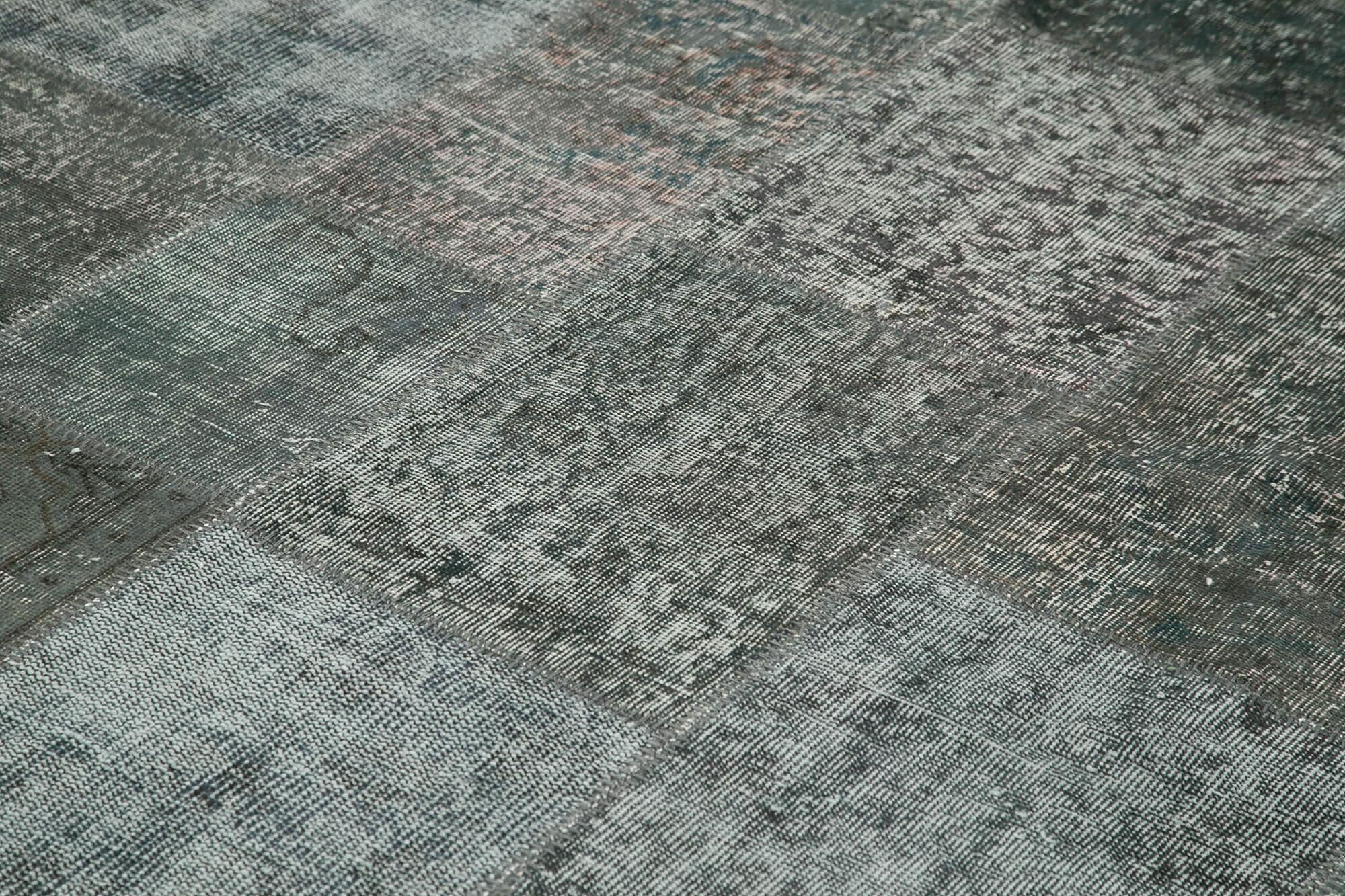 8 x 11 Grey Patchwork Rug- 3727