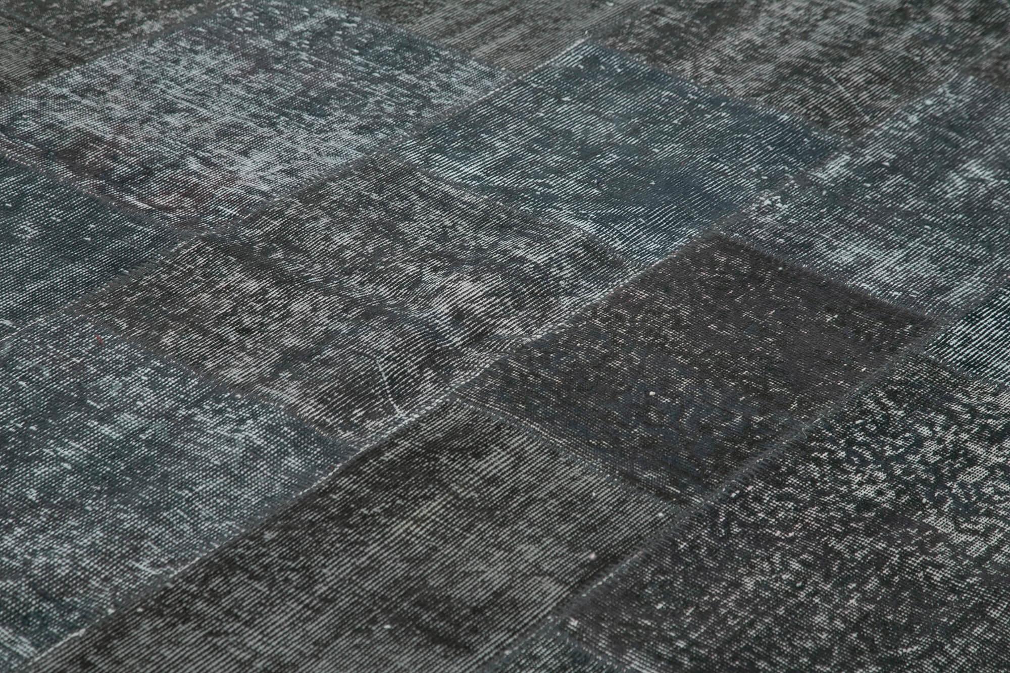 8 x 11 Grey Patchwork Rug- 3737