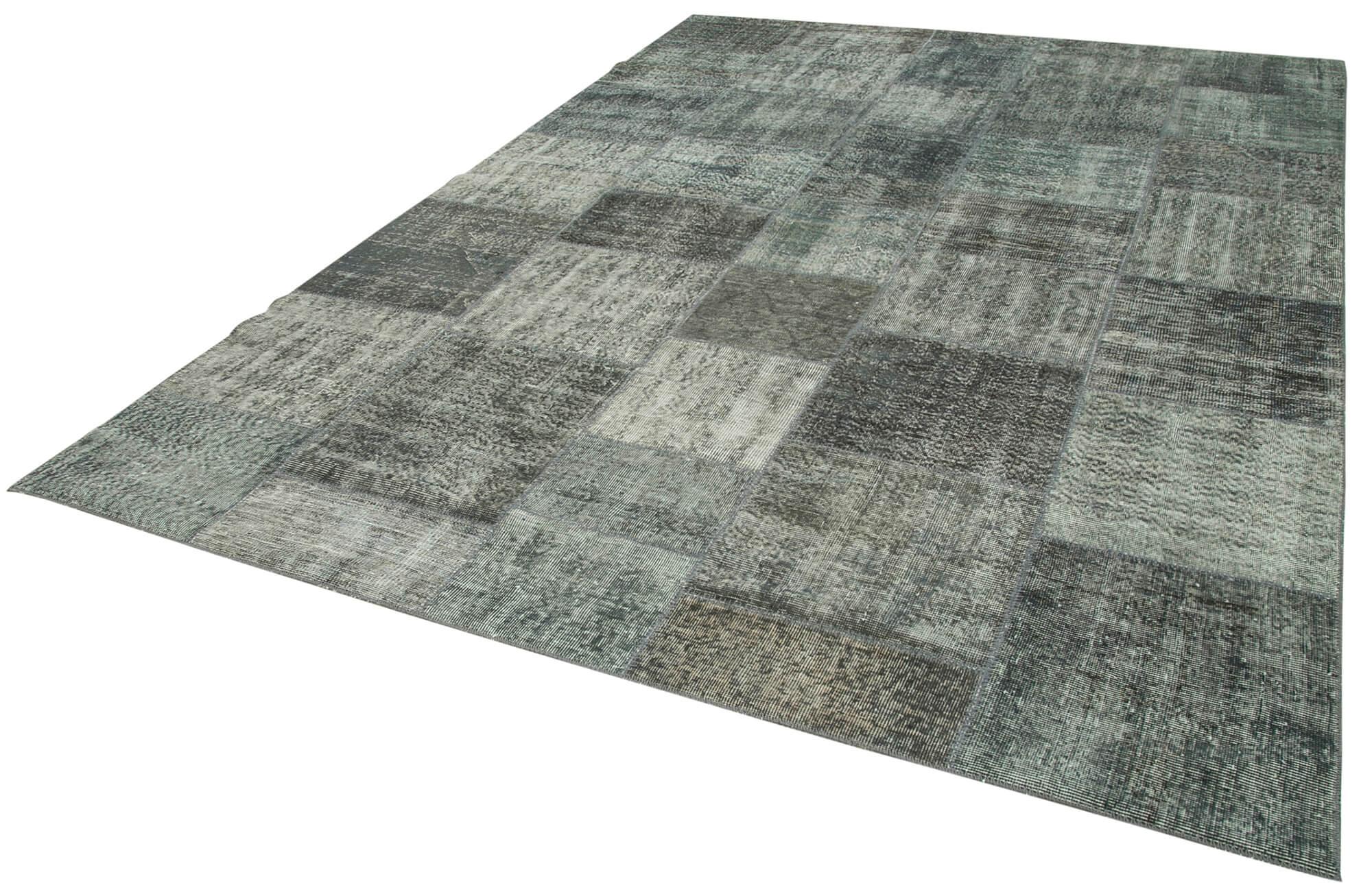 8 x 11 Grey Patchwork Rug- 3748