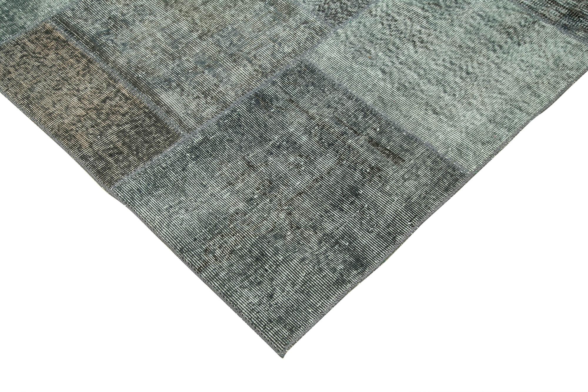 8 x 11 Grey Patchwork Rug- 3748