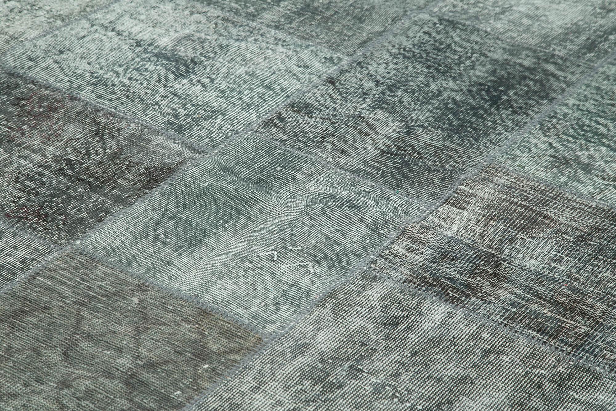 8 x 11 Grey Patchwork Rug- 3748