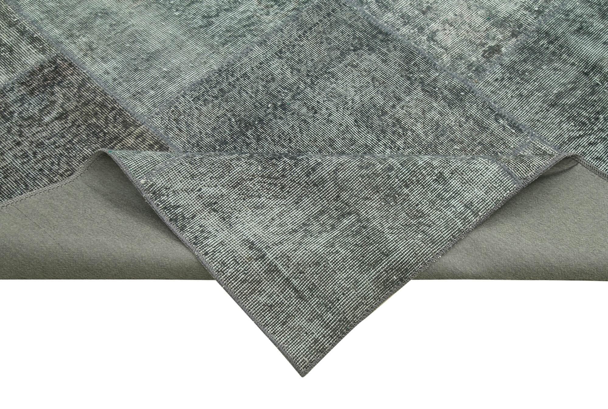 8 x 11 Grey Patchwork Rug- 3748