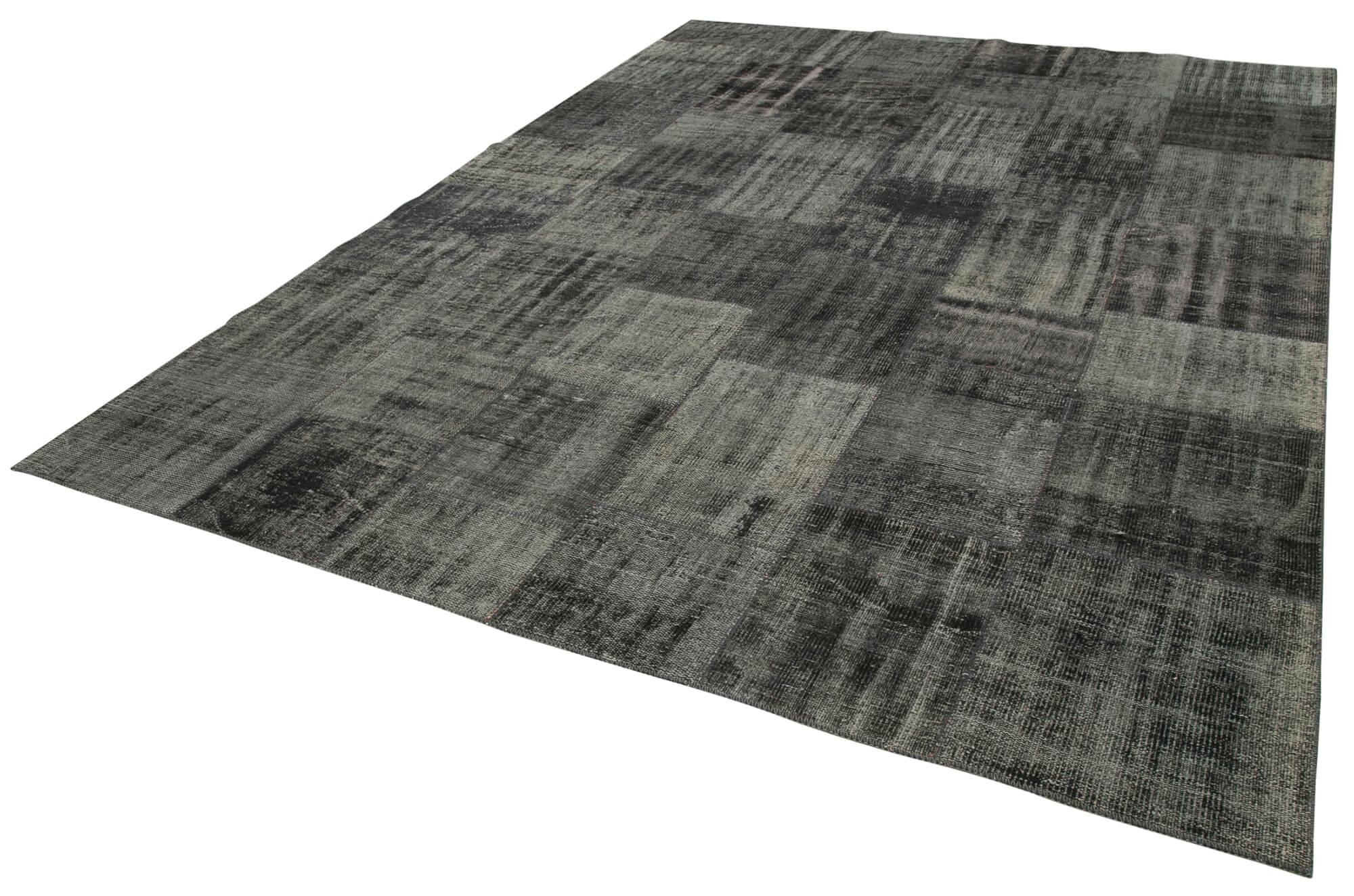 8 x 11 Black Patchwork Rug- 3751