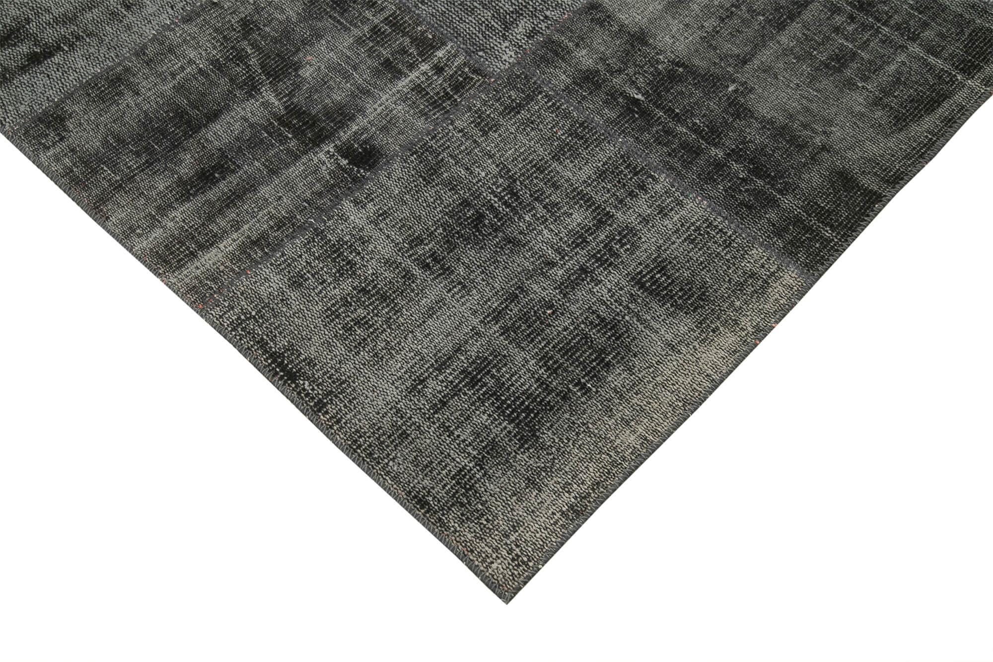 8 x 11 Black Patchwork Rug- 3751