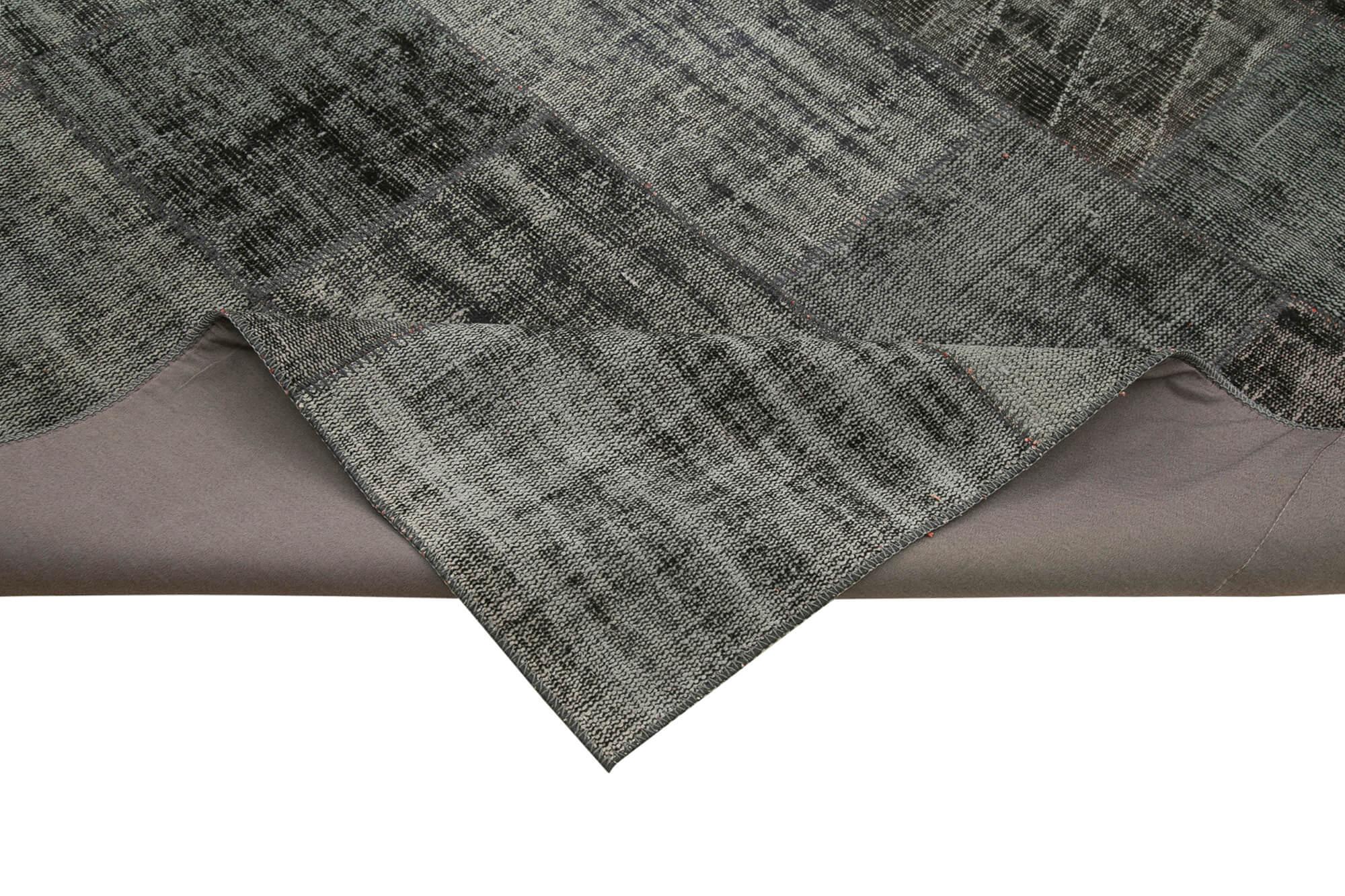 8 x 11 Black Patchwork Rug- 3751