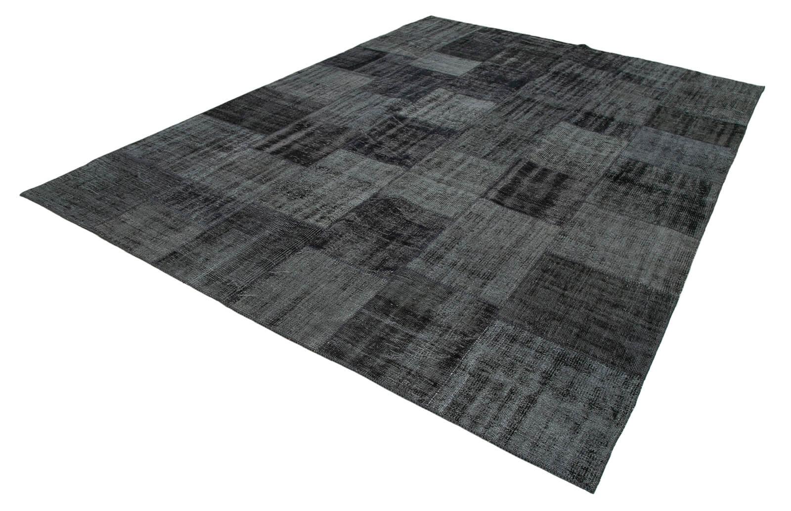 8 x 12 Black Patchwork Rug- 3753