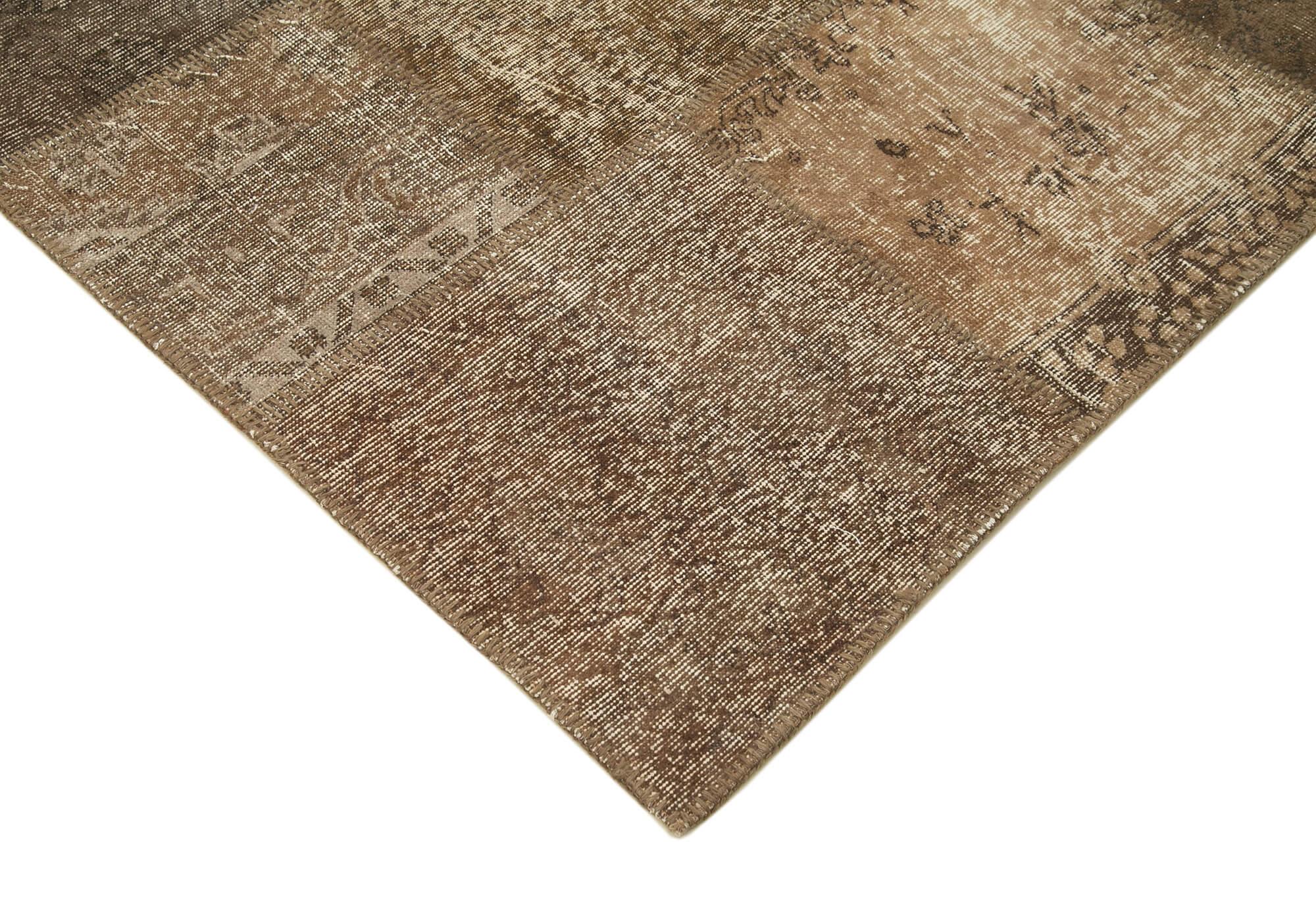 8 x 10 Brown Patchwork Rug - 3770