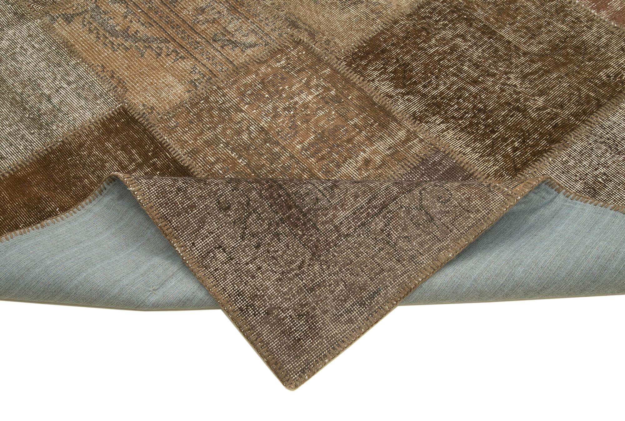 8 x 10 Brown Patchwork Rug - 3770