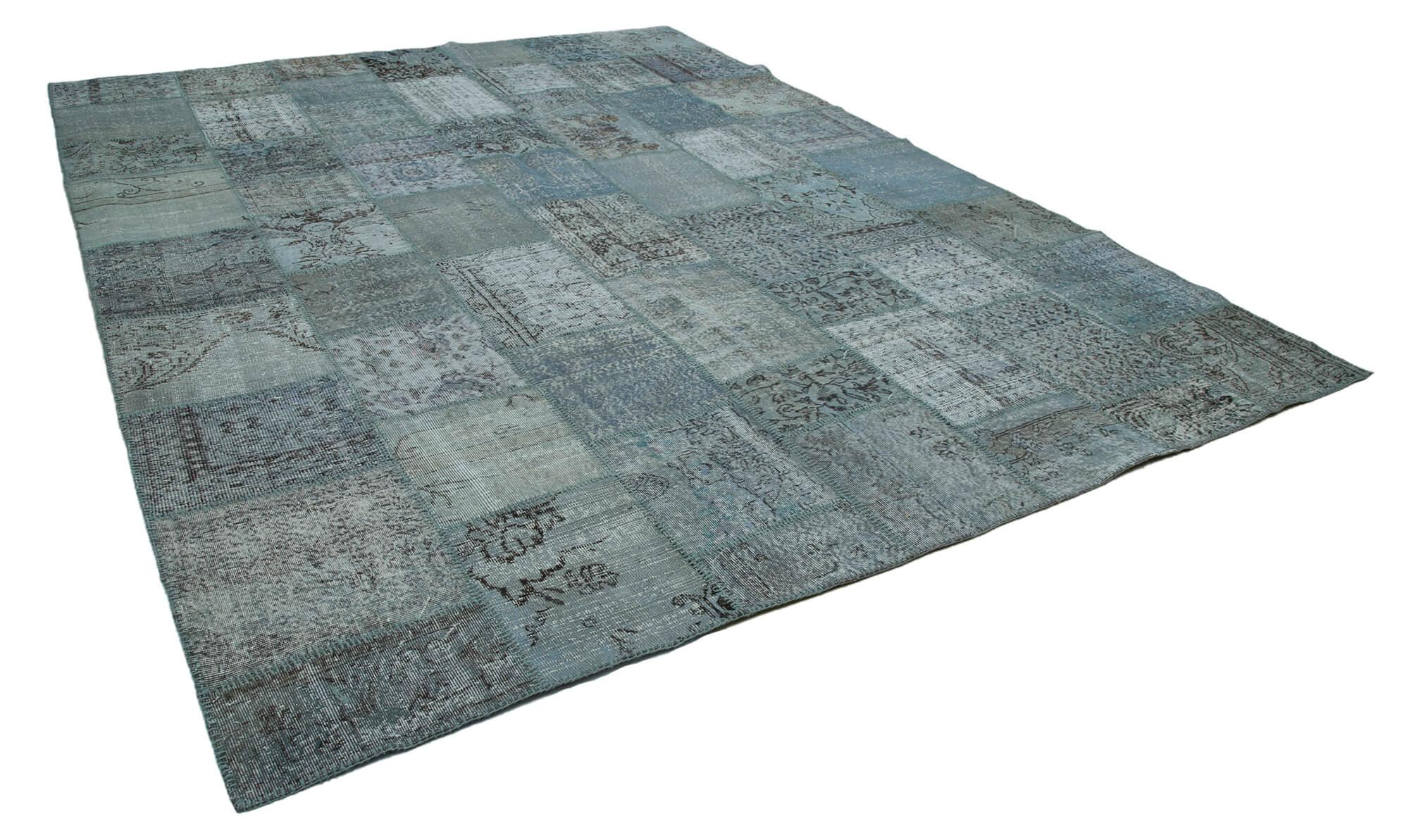 10 x 13 Blue Patchwork Rug - 3772