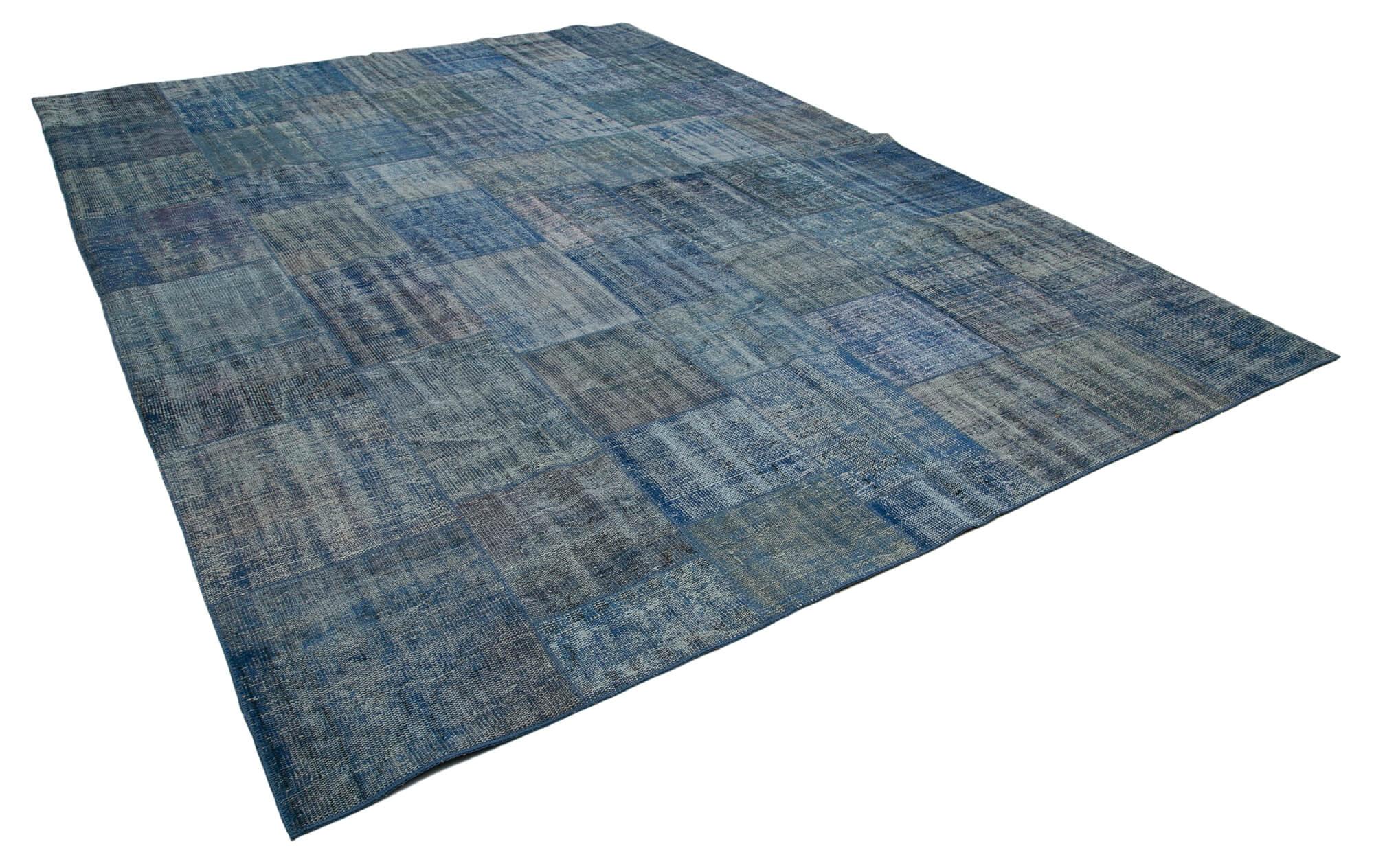 10 x 13 Blue Patchwork Rug - 3775