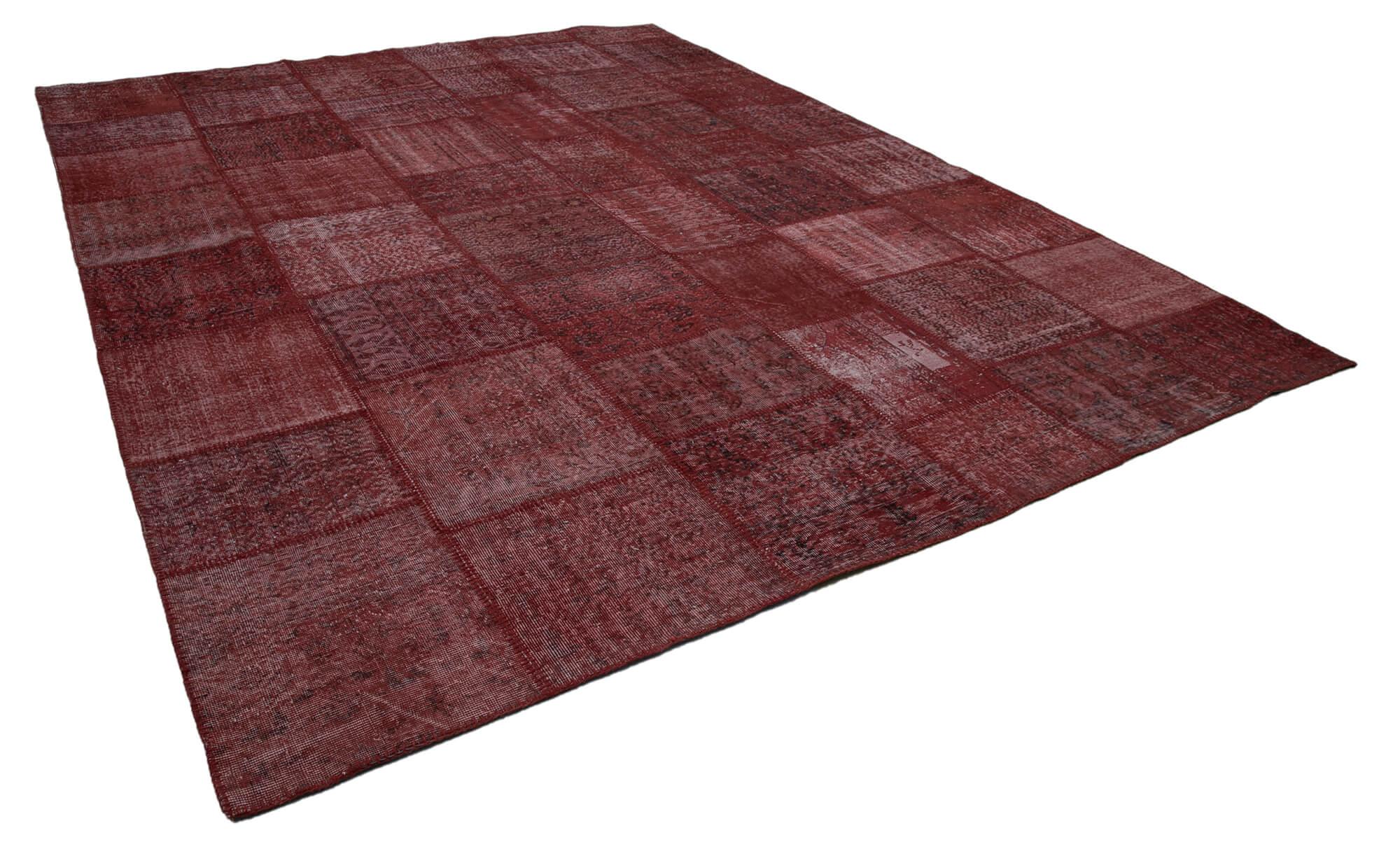 10 x 13 Red Patchwork Rug - 3776