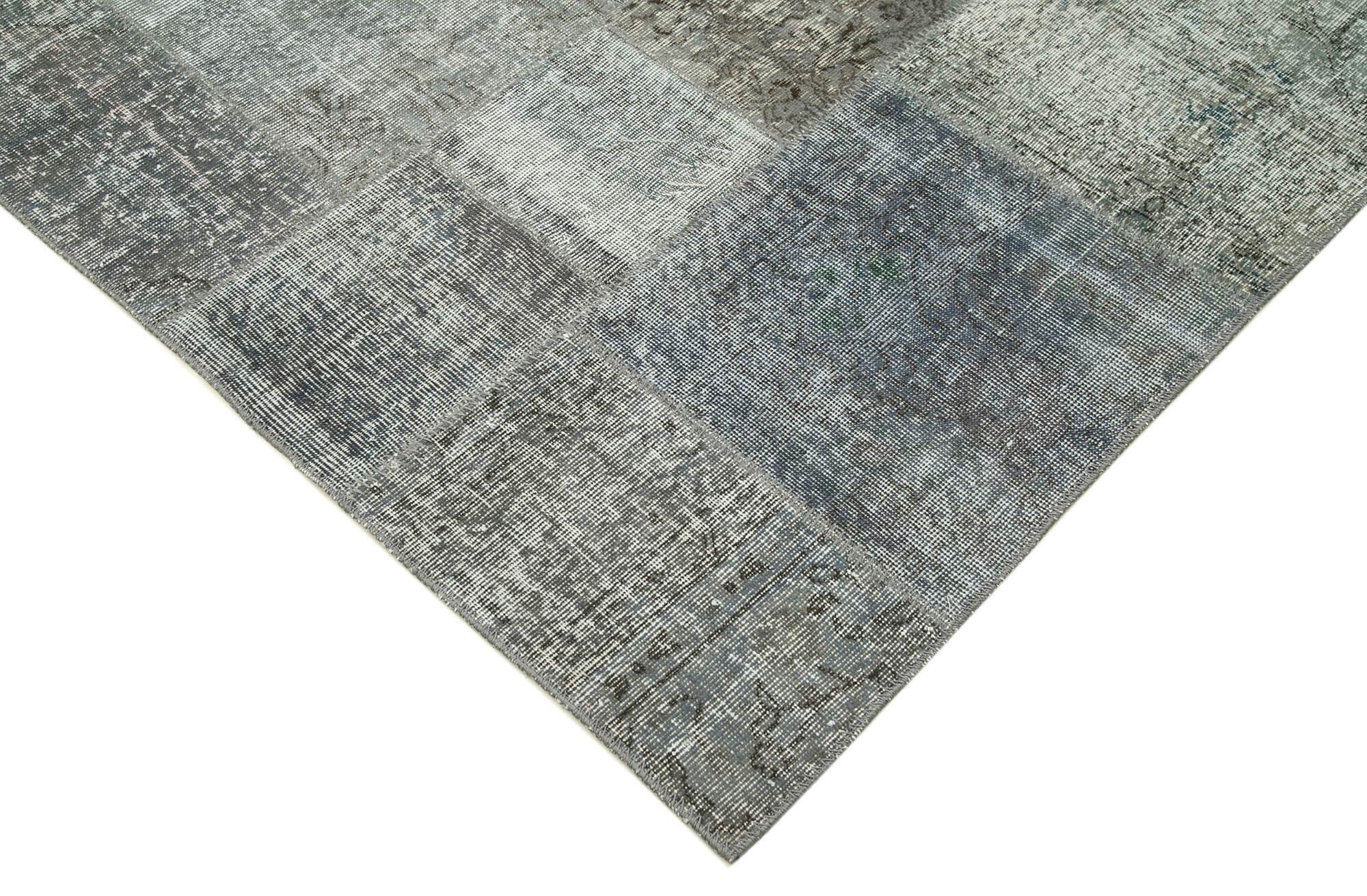 8 x 11 Grey Patchwork Rug- 3792