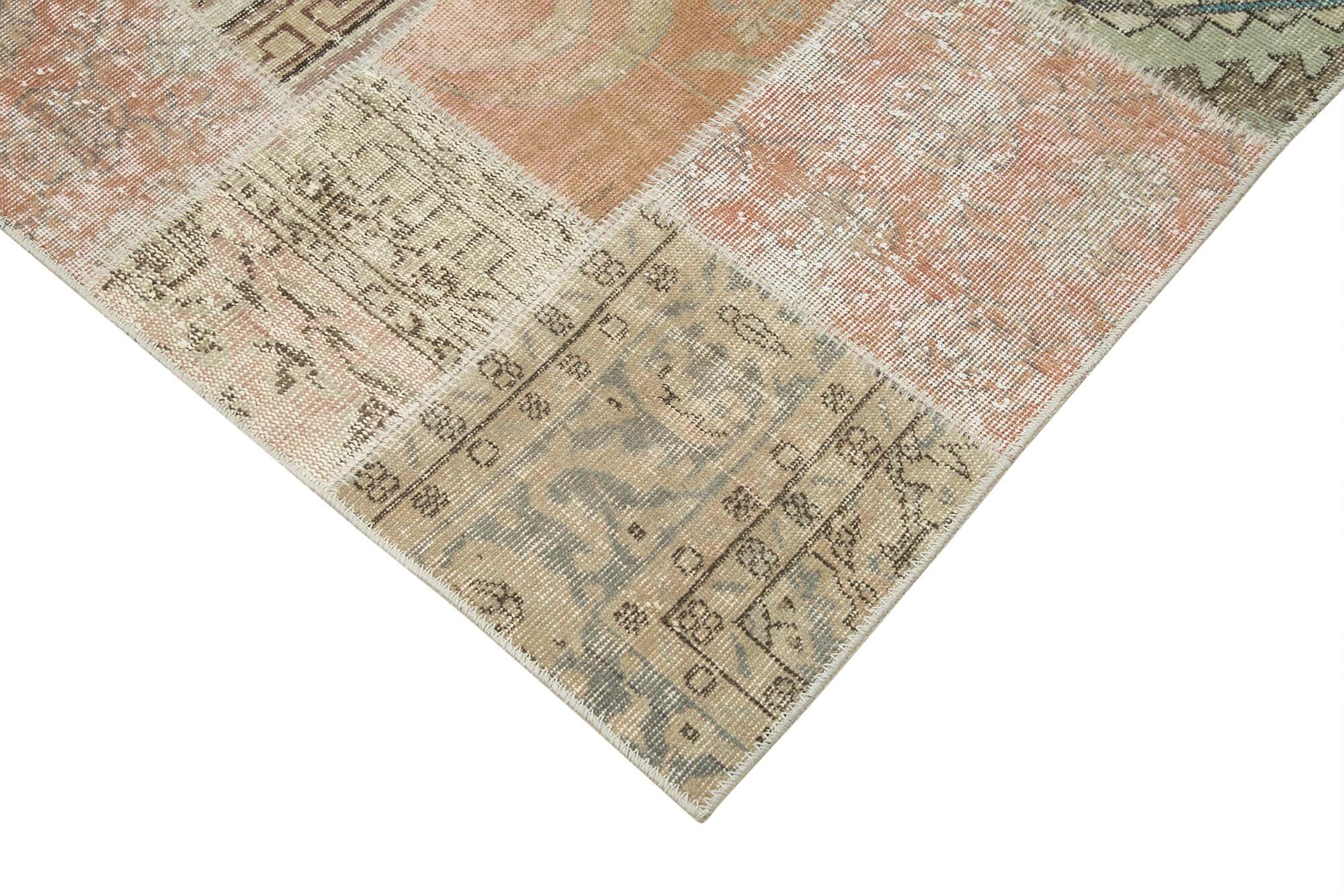 8 x 11 Beige Patchwork Rug- 3799