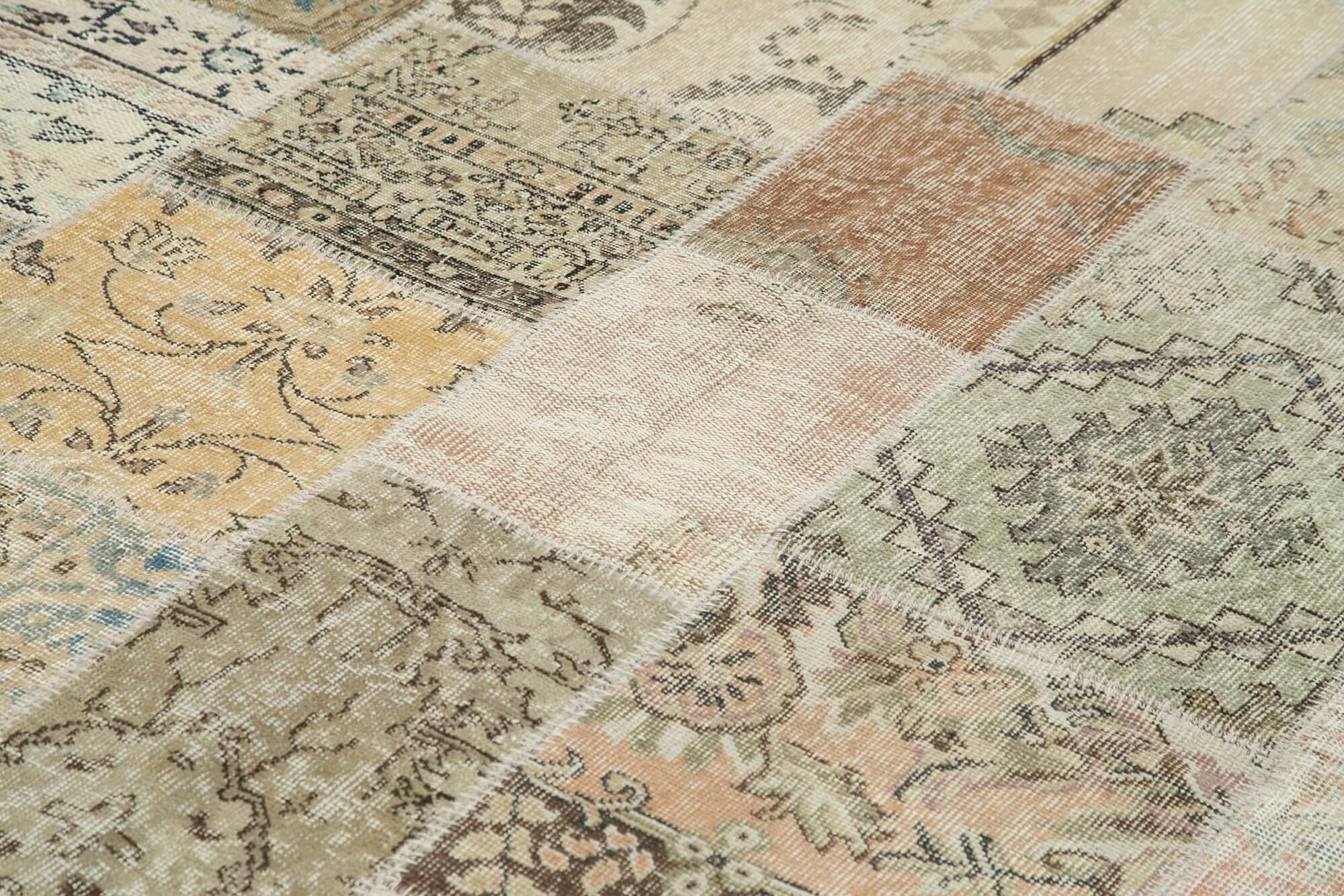 8 x 11 Beige Patchwork Rug- 3799