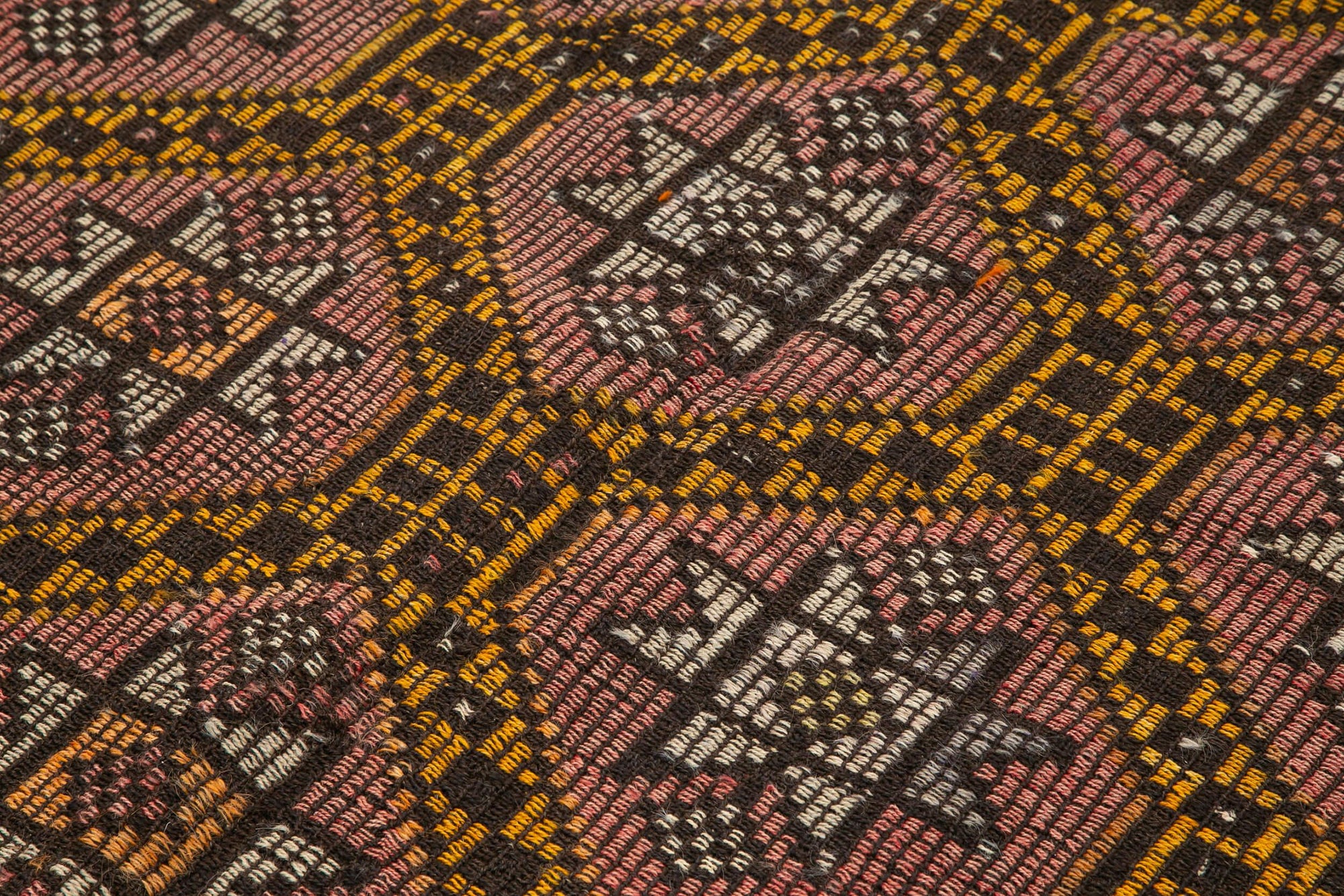 6 x 11 Brown Vintage Turkish Kilim Rug - 3893