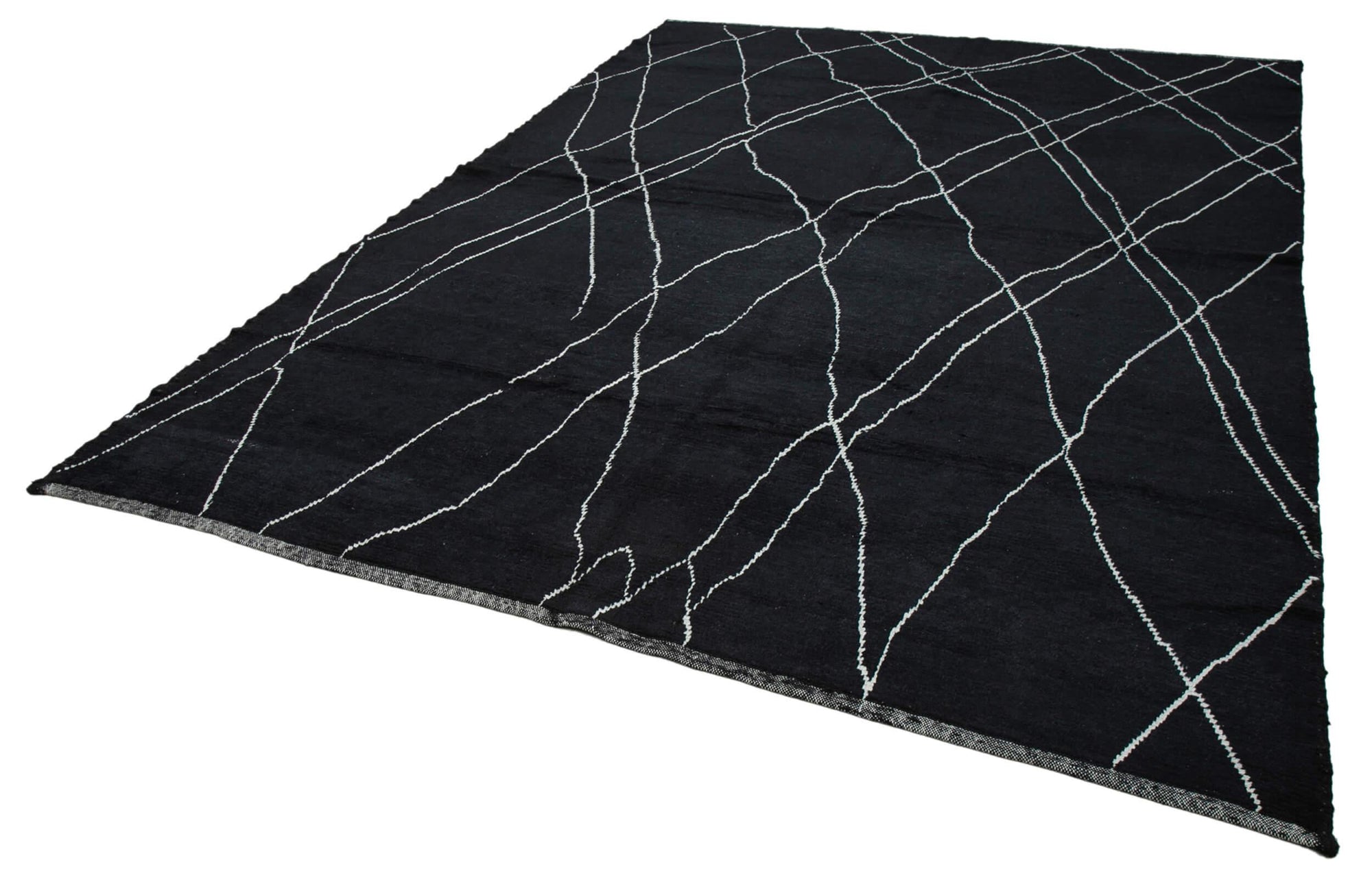 8 x 11 Black Moroccan Rug - 4018