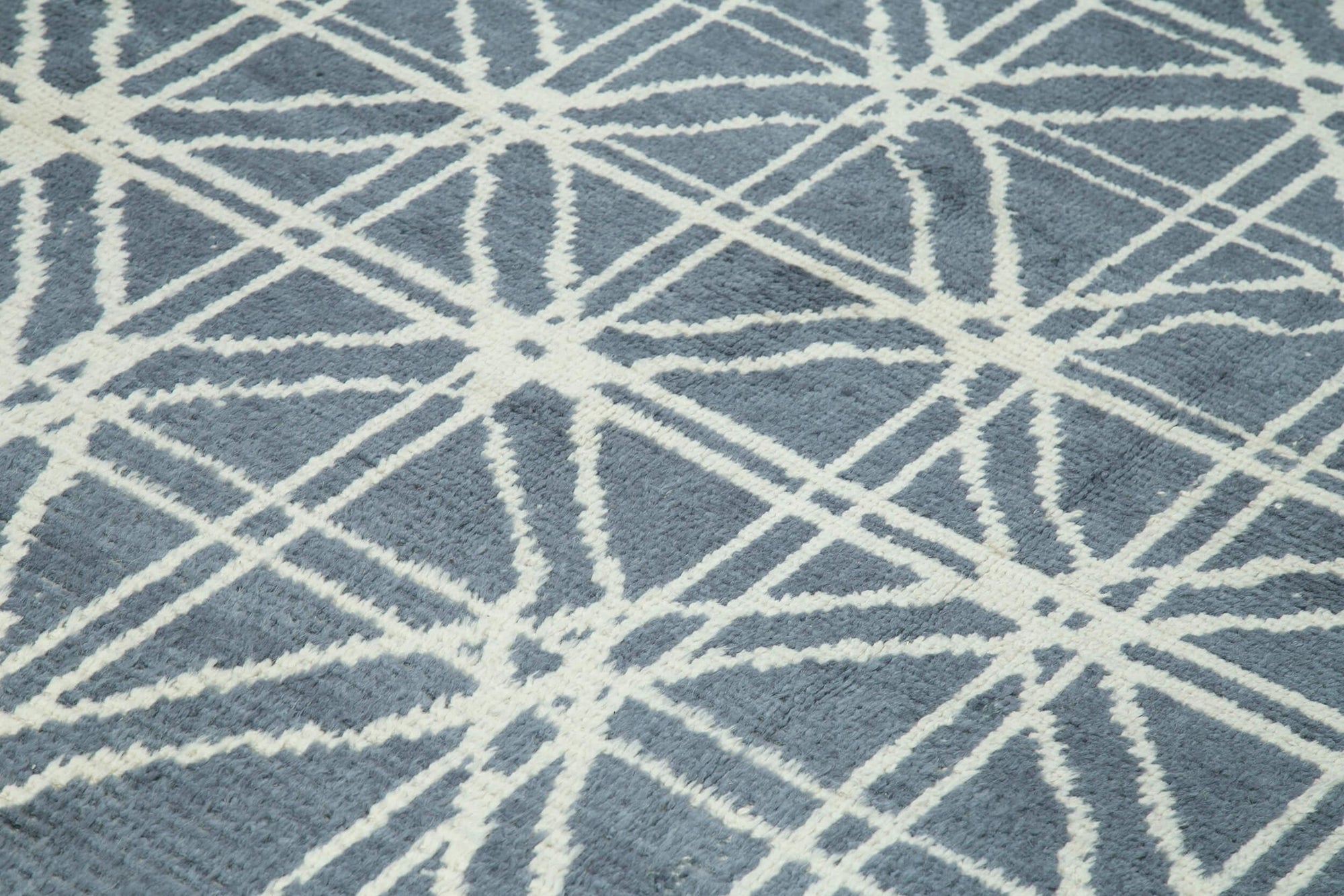 8 x 10 Grey Moroccan Rug - 3998