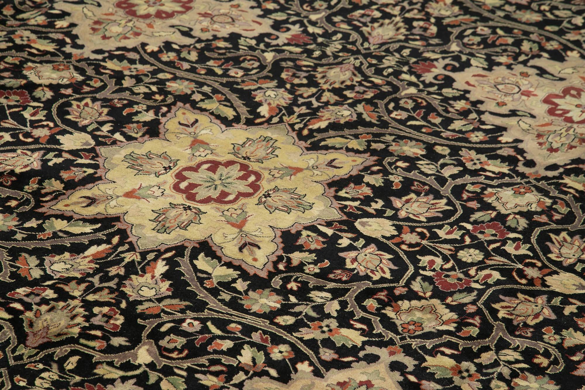 12 x 18 Beige Oushak Rug - 4105