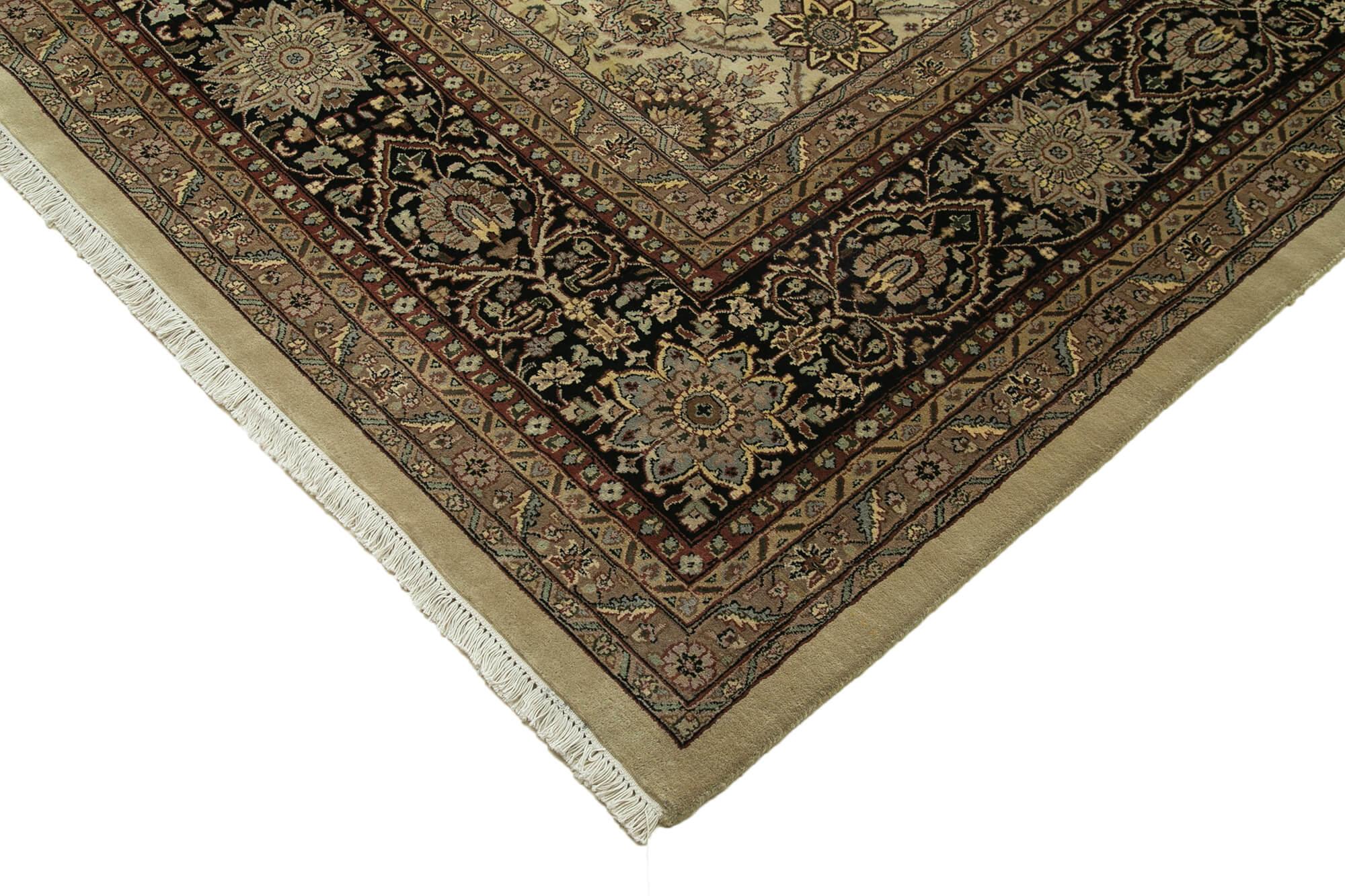 12 x 18 Beige Oushak Rug - 4137