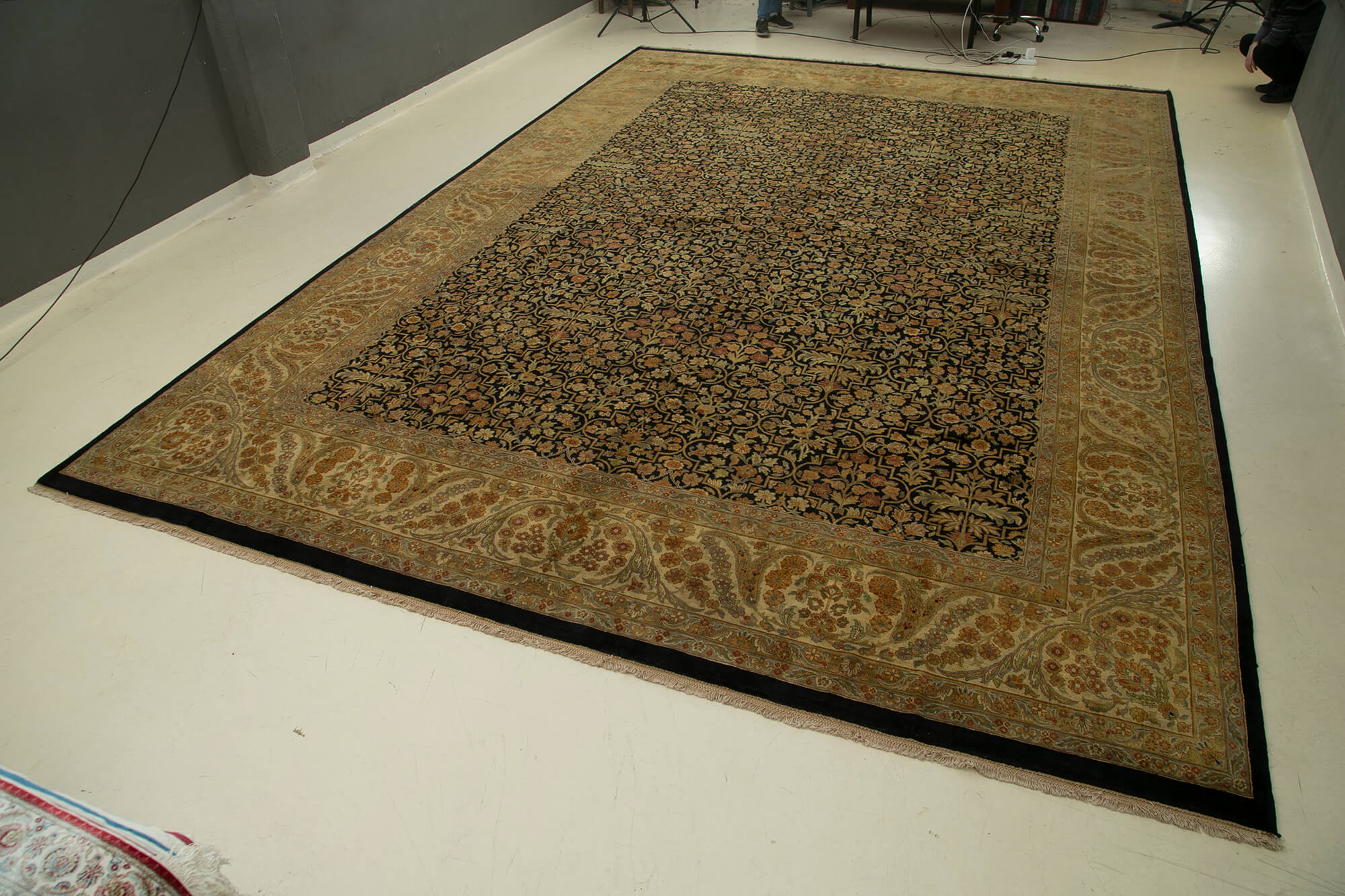 14 x 21 Beige Oushak Rug - 4904