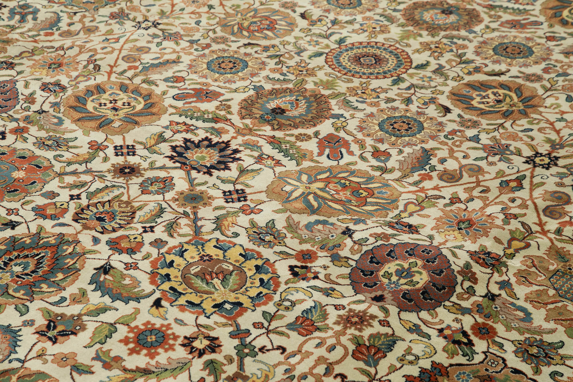 14 x 18 Beige Oushak Rug - 4905