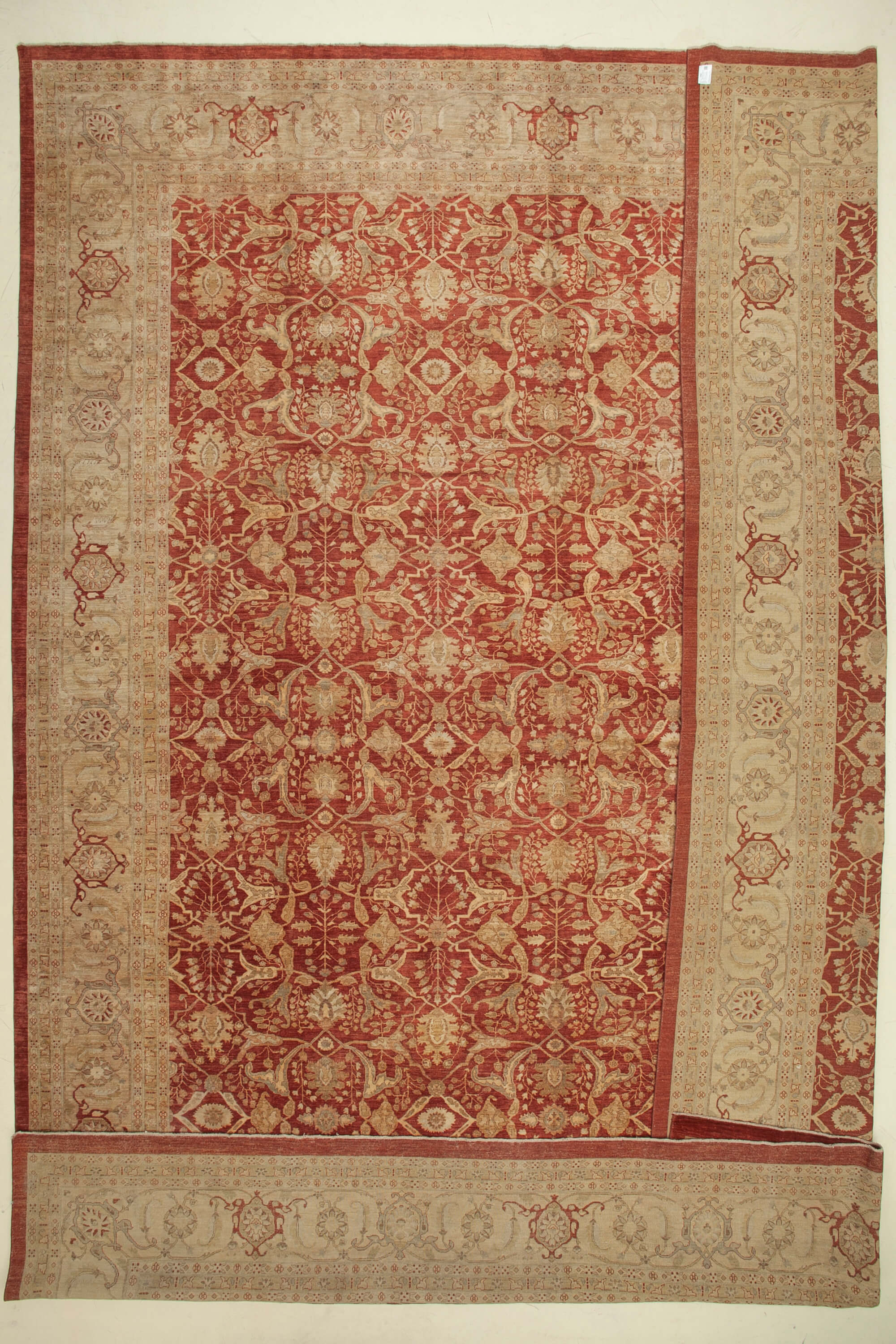 17 x 23 Red Oushak Rug - 4907