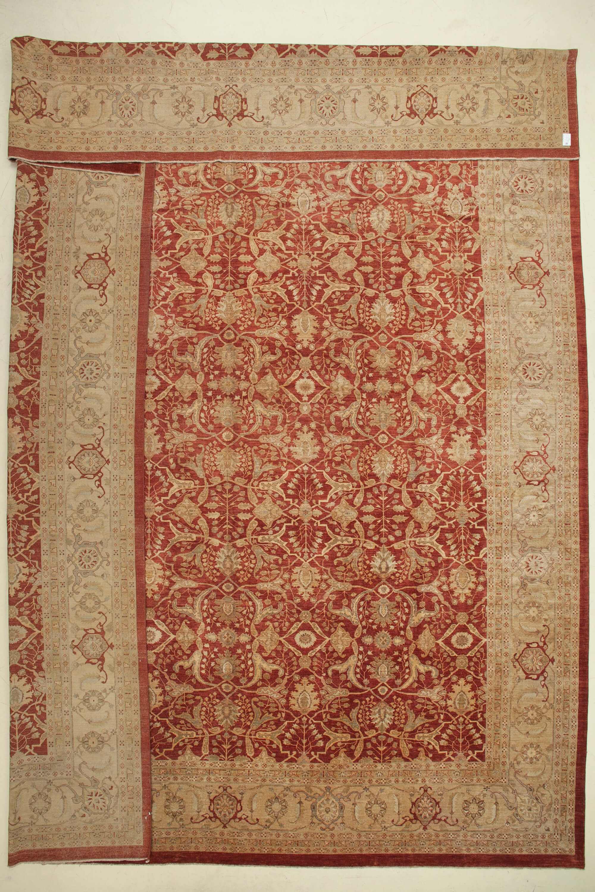 17 x 23 Red Oushak Rug - 4907