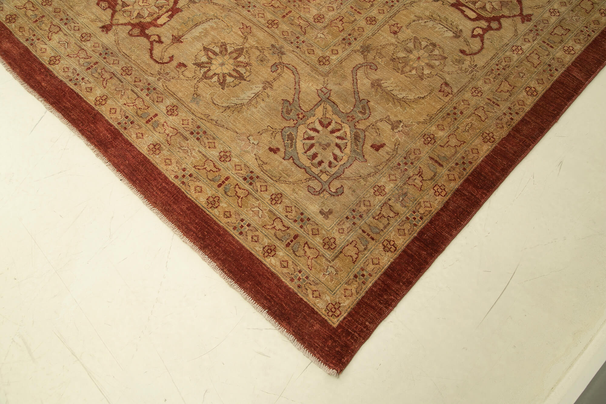 17 x 23 Red Oushak Rug - 4907