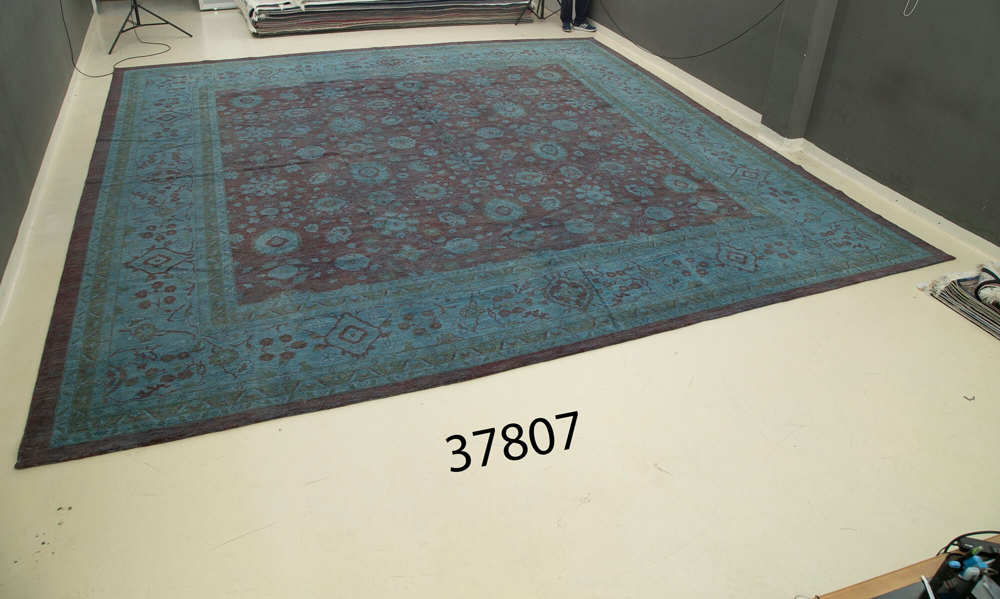 18 x 19 Blue Oushak Rug - 4911