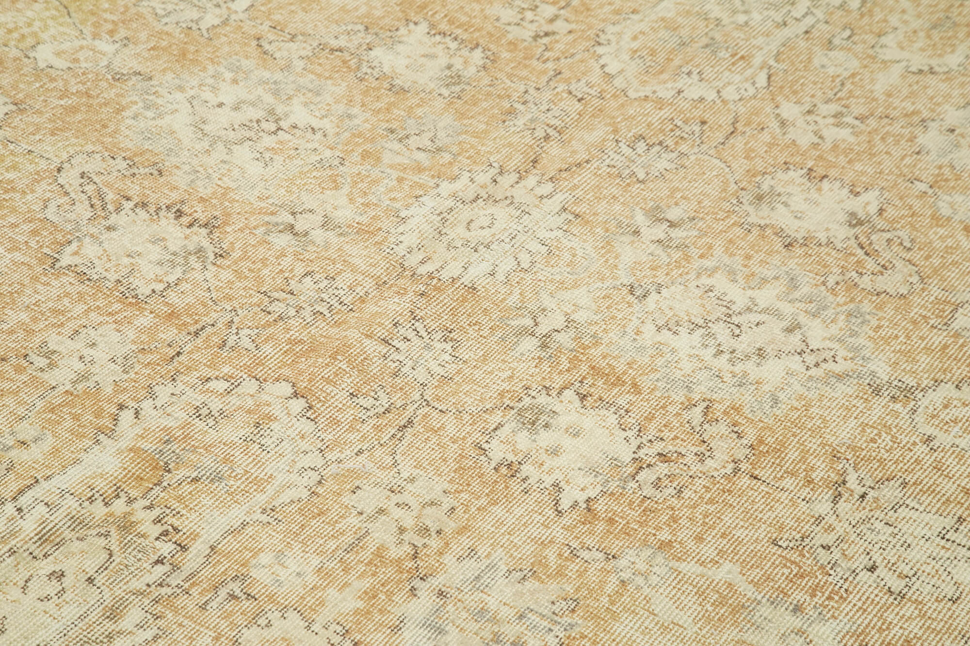 7 x 10 Beige Turkish Vintage Area Rug - 4926