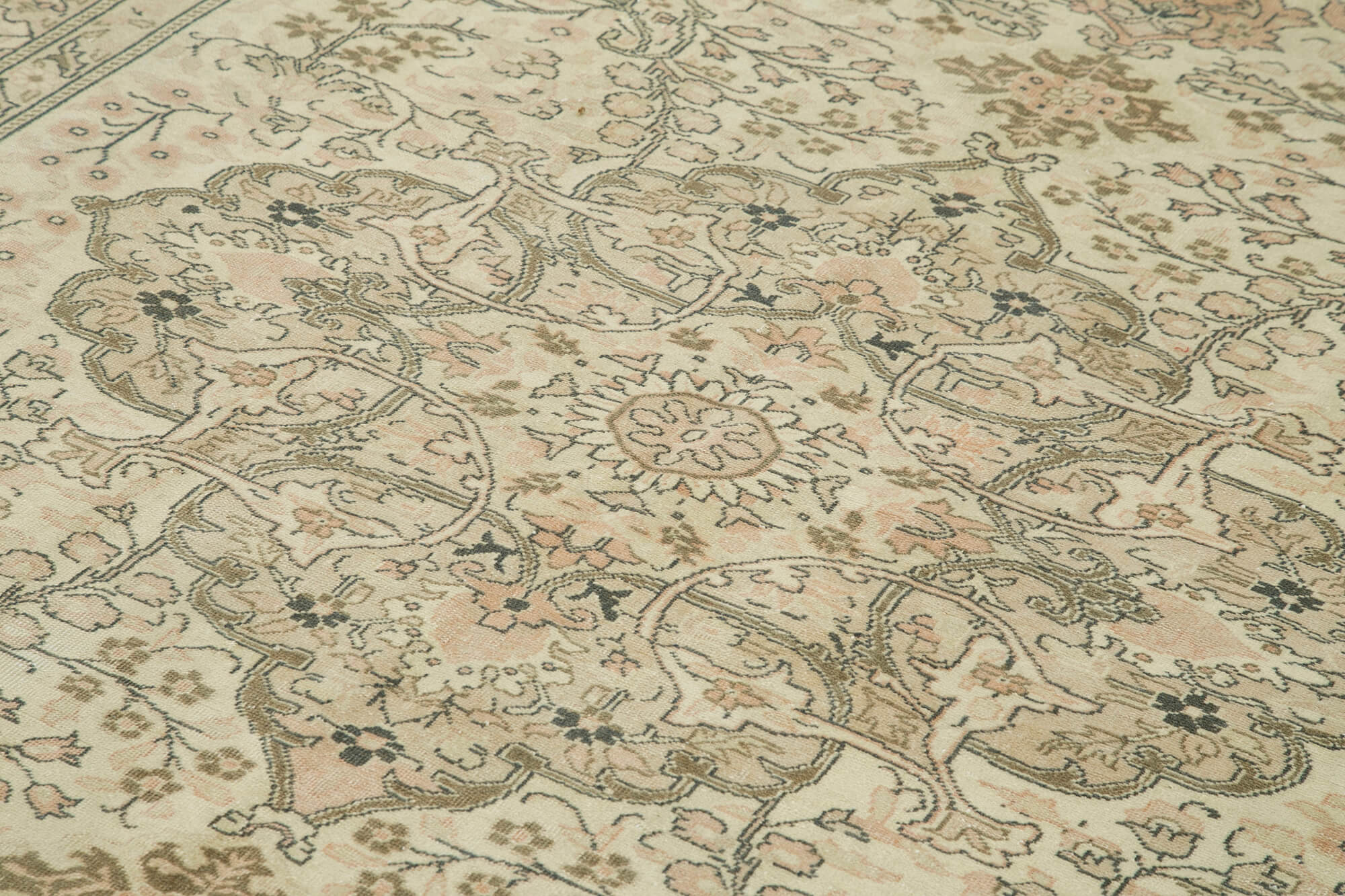 6 x 10 Beige Vintage Rug - 4943