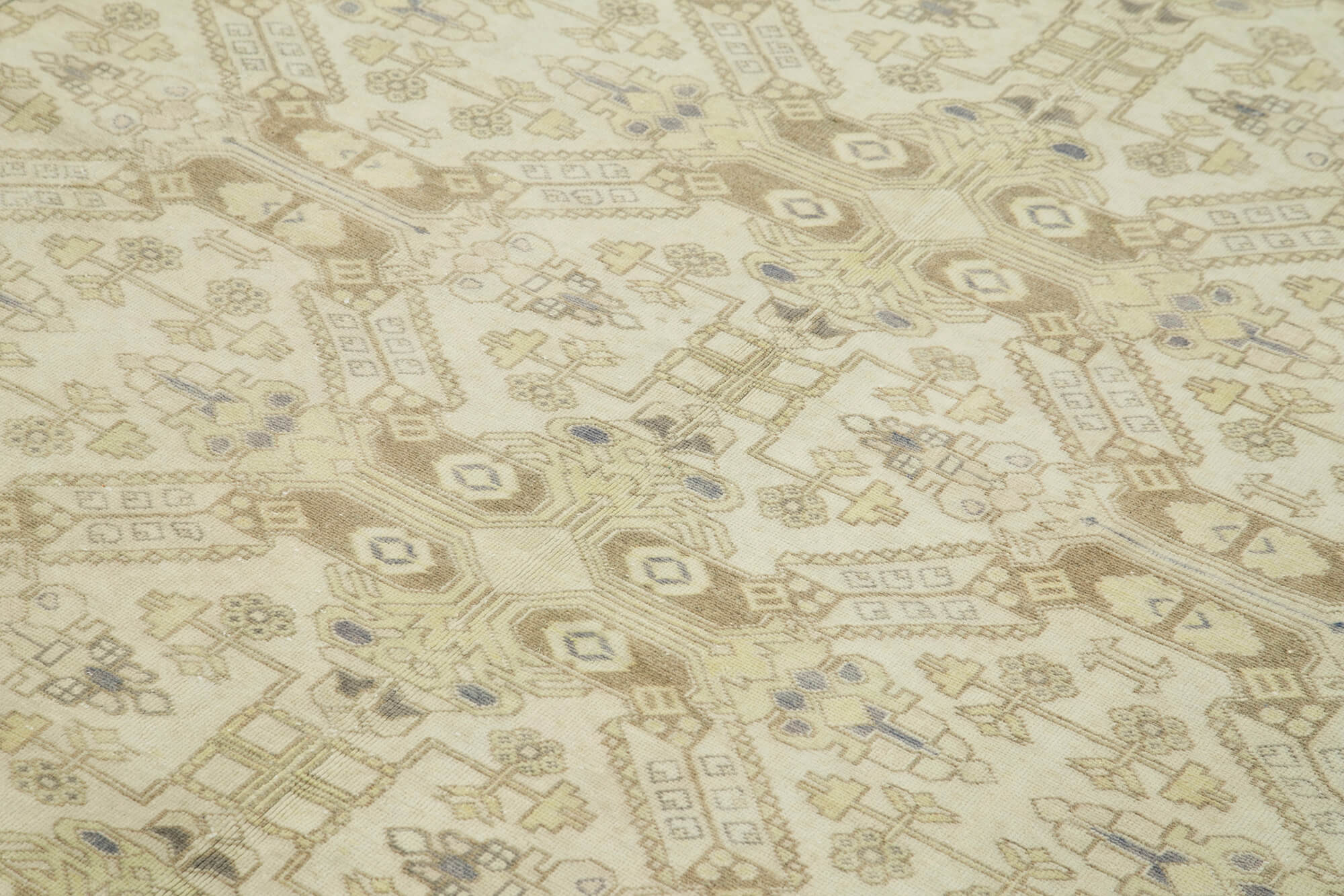 6 x 10 Beige Vintage Rug - 4945