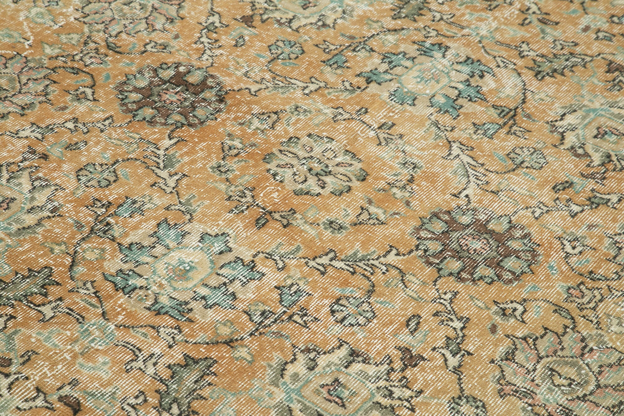 7 x 10 Beige Turkish Vintage Area Rug - 4971