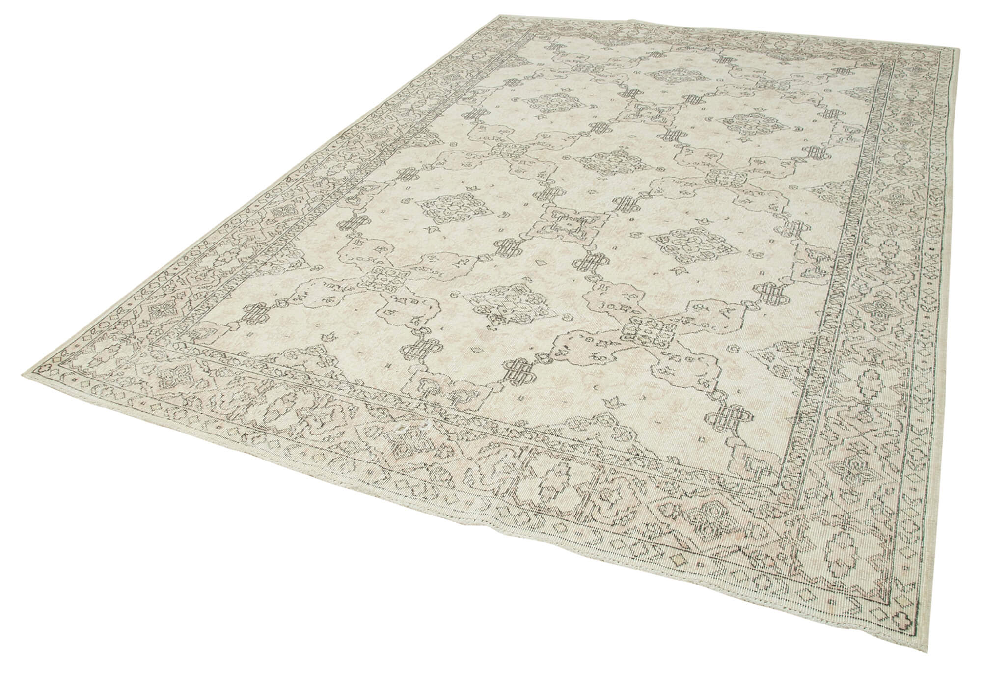 7 x 10 Beige Turkish Vintage Area Rug - 5062