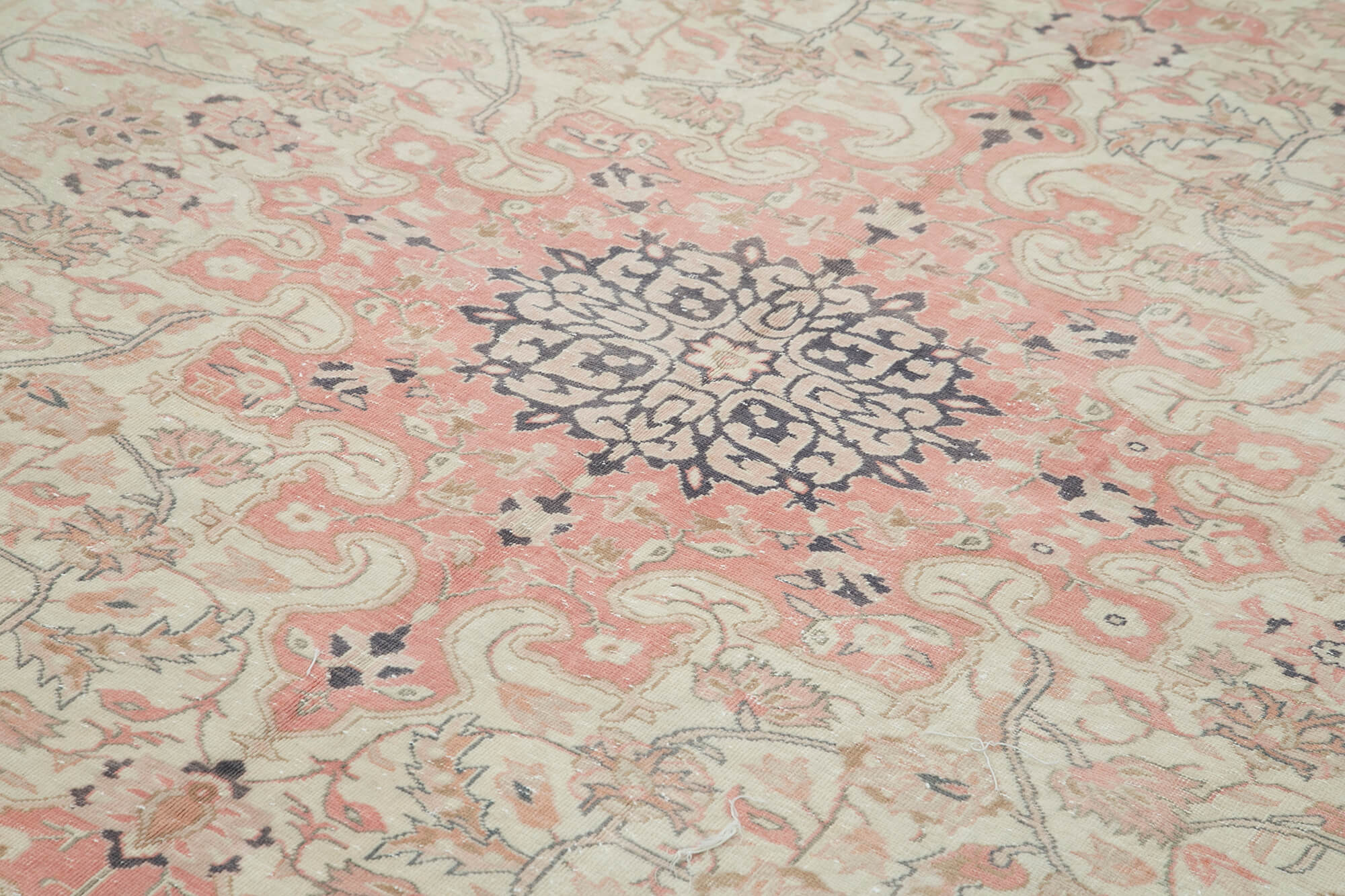 8 x 12 Beige Vintage Rug - 5063