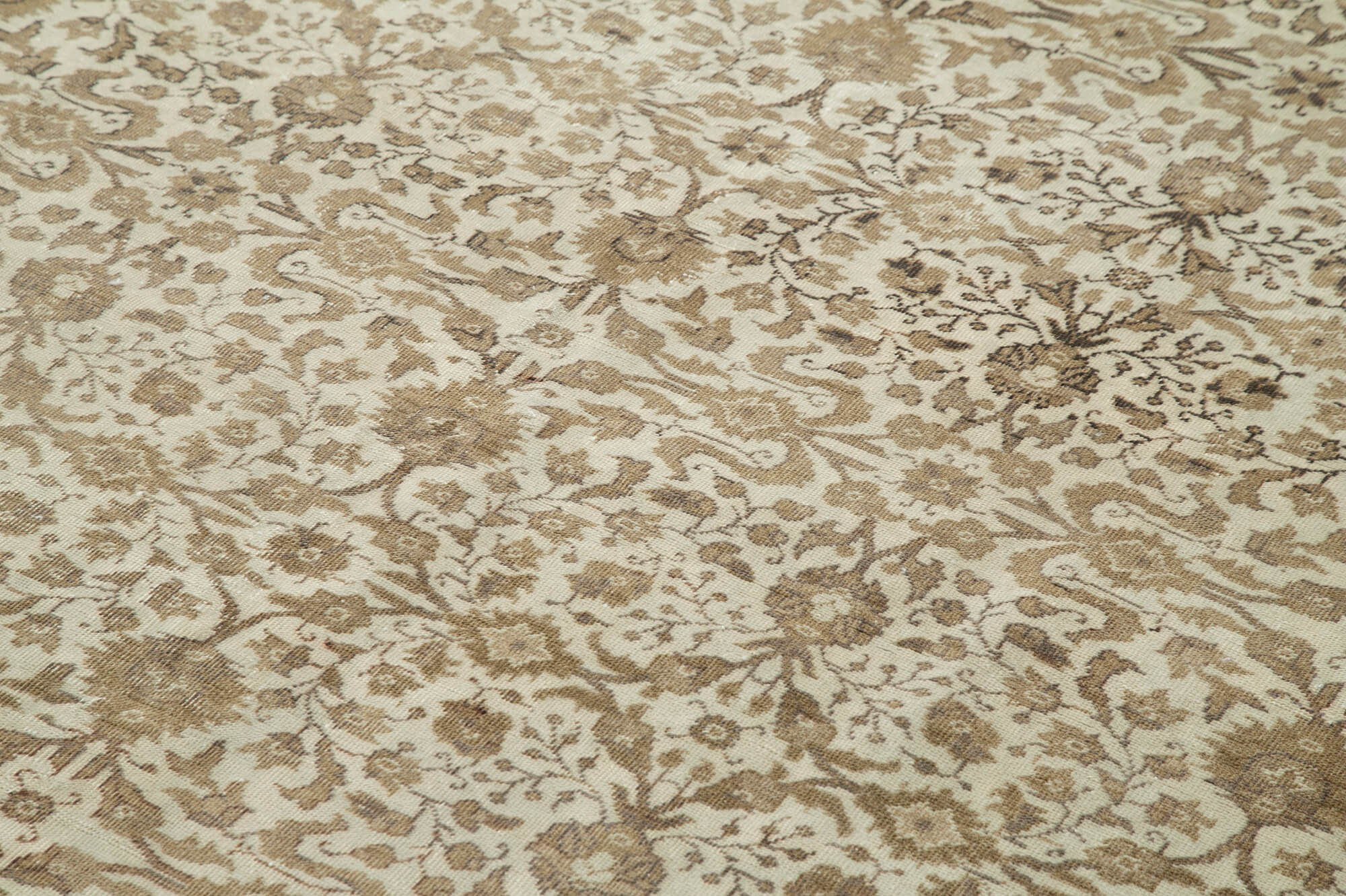 7 x 11 Beige Vintage Rug - 5076