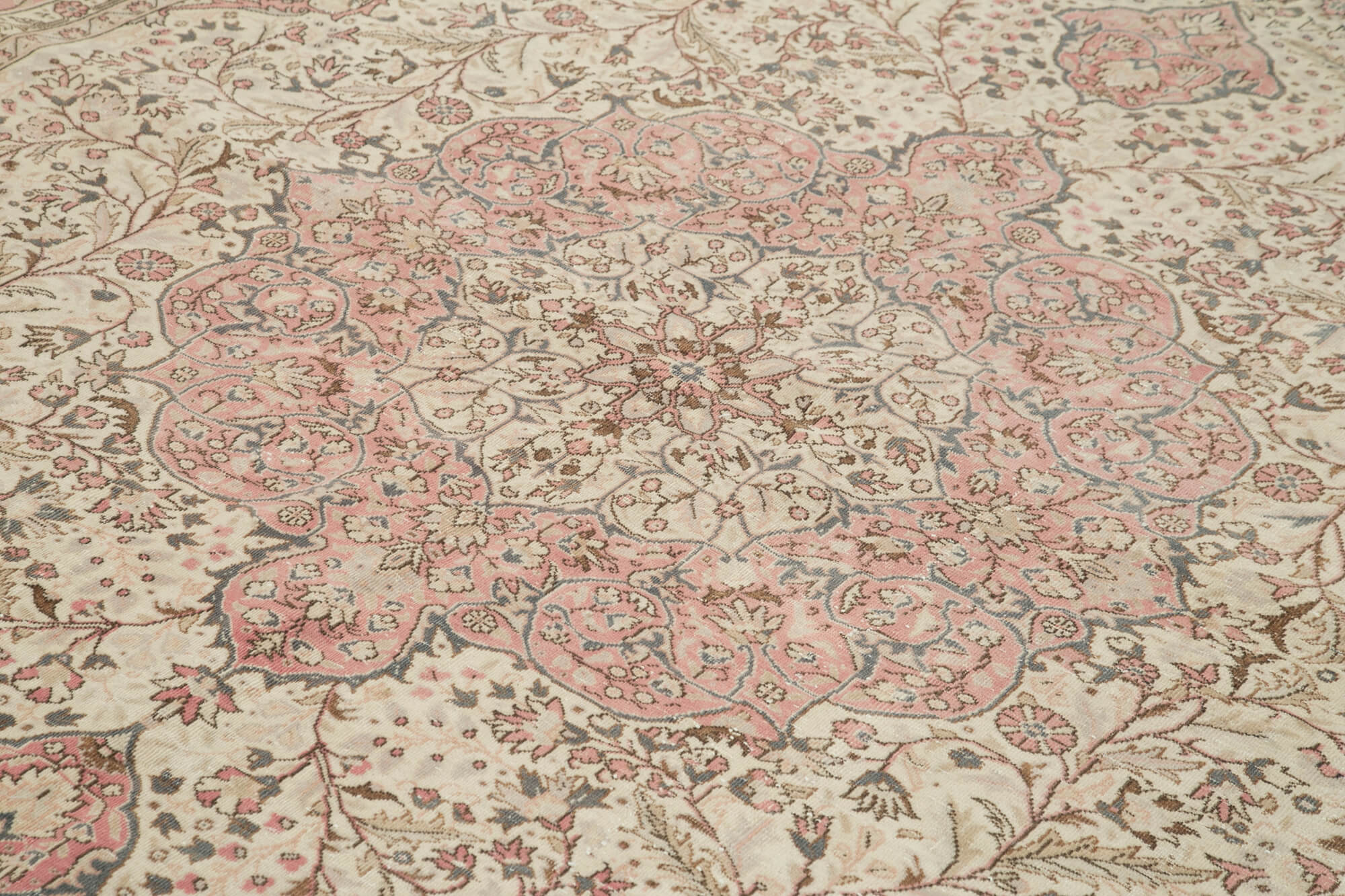 8 x 11 Beige Vintage Rug - 5086