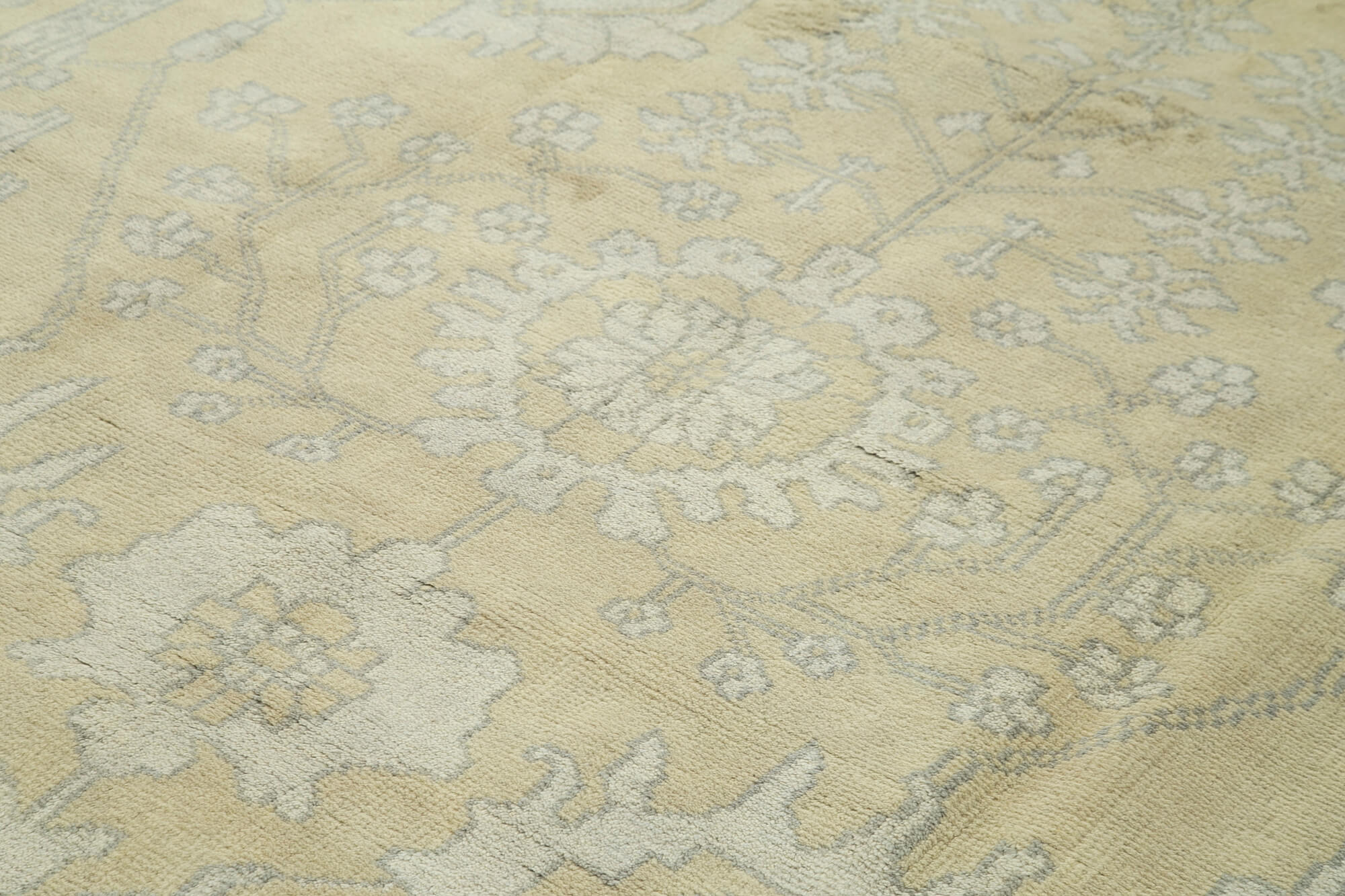 9 x 12 Beige Oushak Rug - 5192