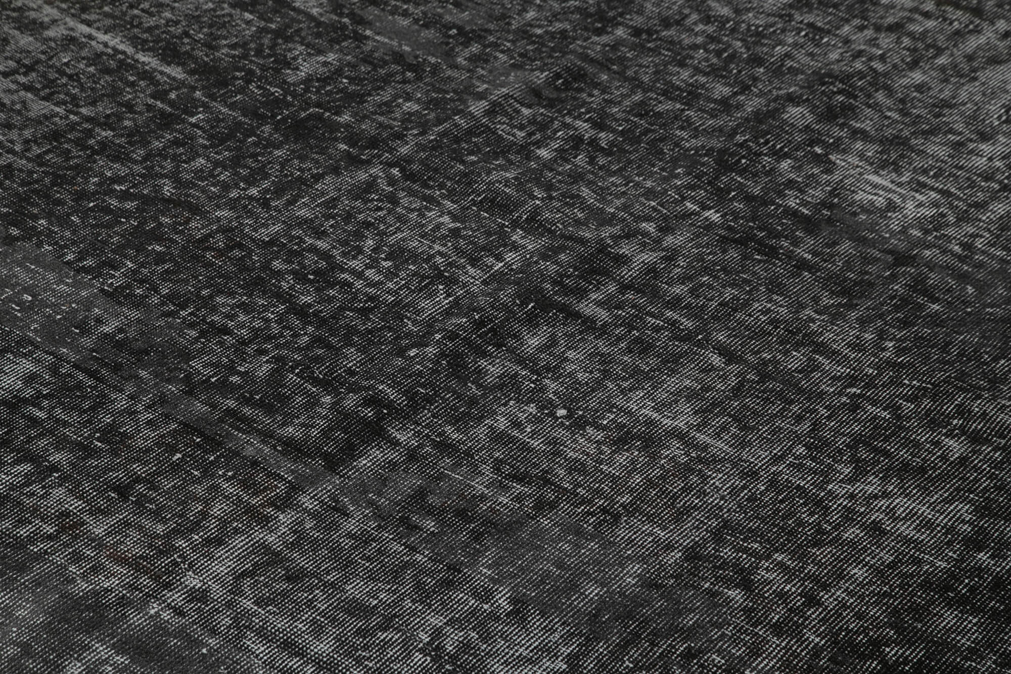 7 x 9 Black Overdyed Rug - 5535