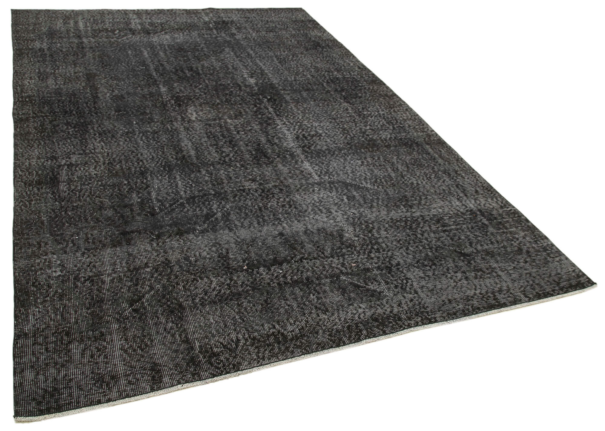 6 x 10 Black Overdyed Rug - 5557