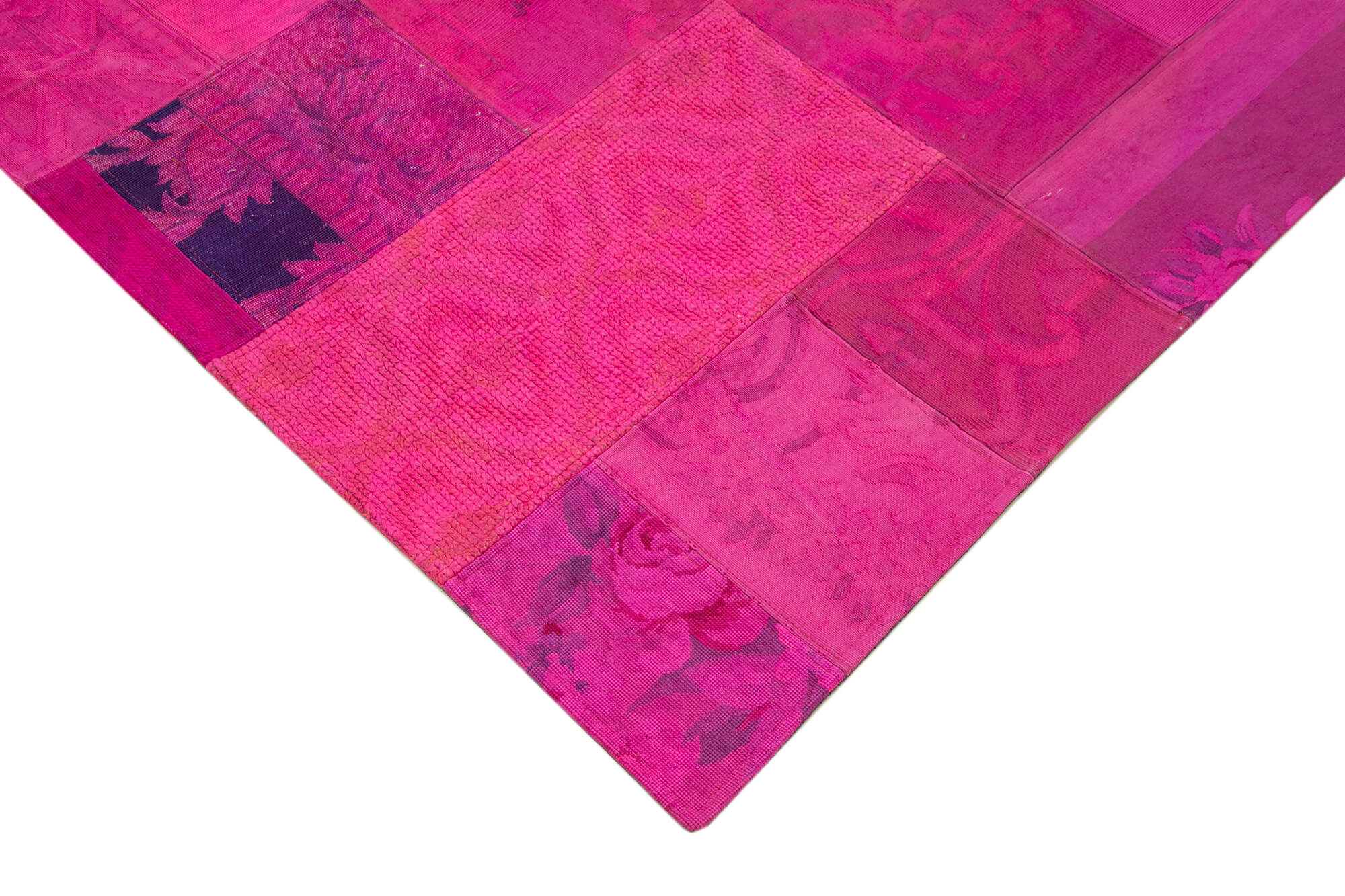 7 x 10 Pink Needlepoint Kilim Rug - 5643