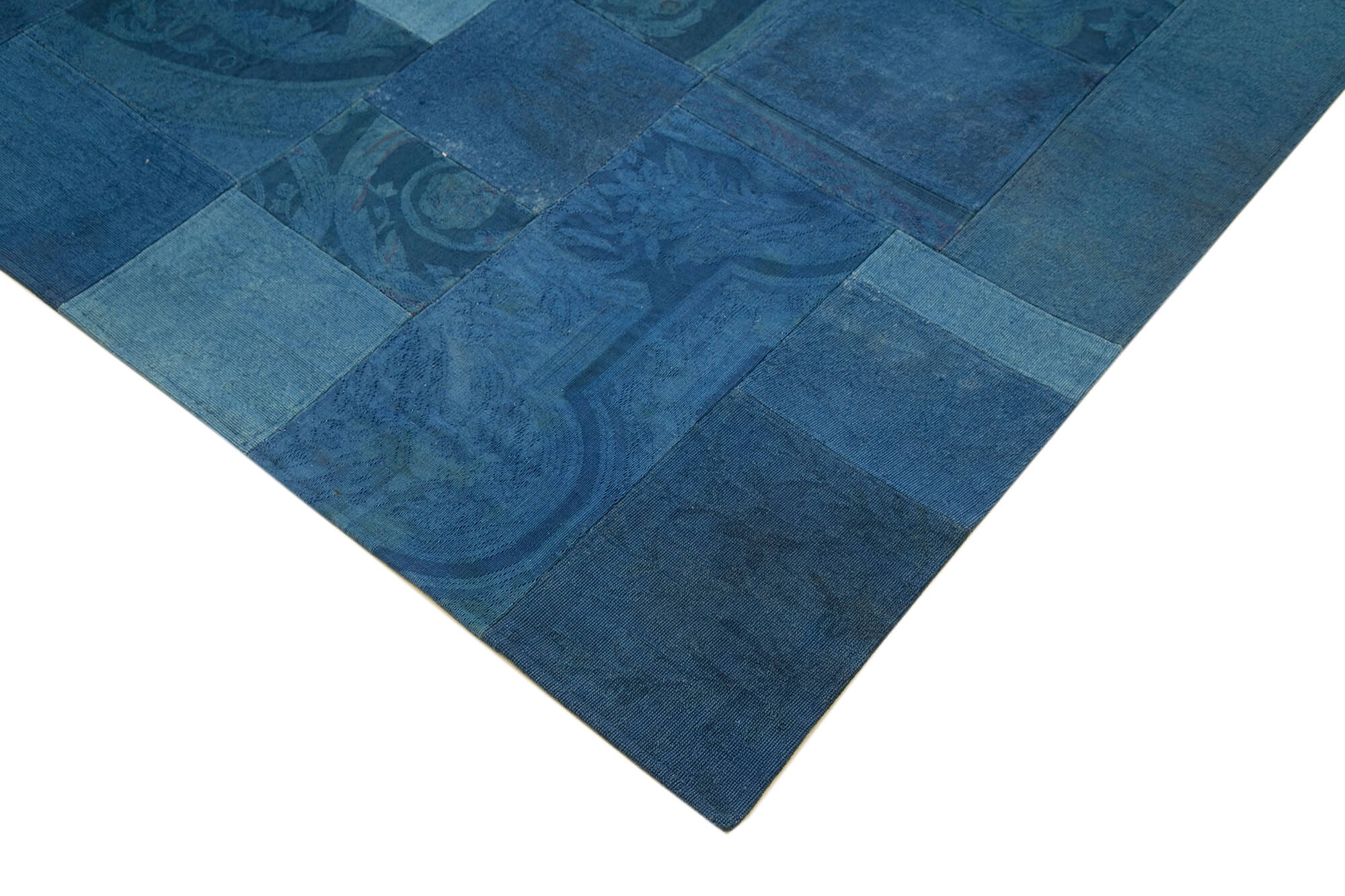 7 x 10 Blue Needlepoint Kilim Rug - 5646