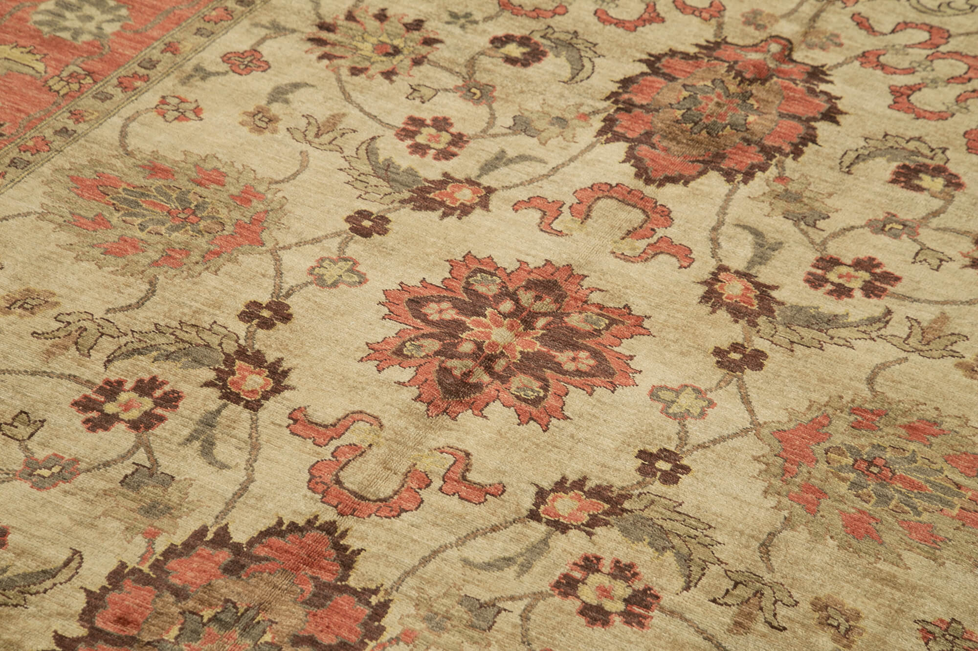 6 x 9 Beige Oushak Rug - 5722