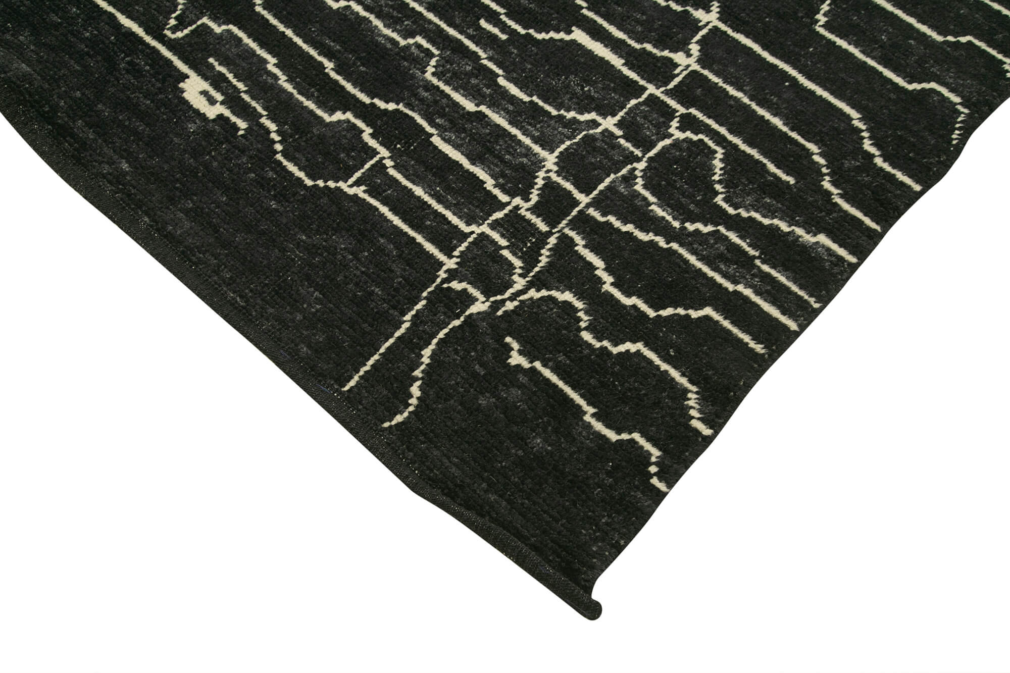 6 x 9 Black Moroccan Rug - 5733