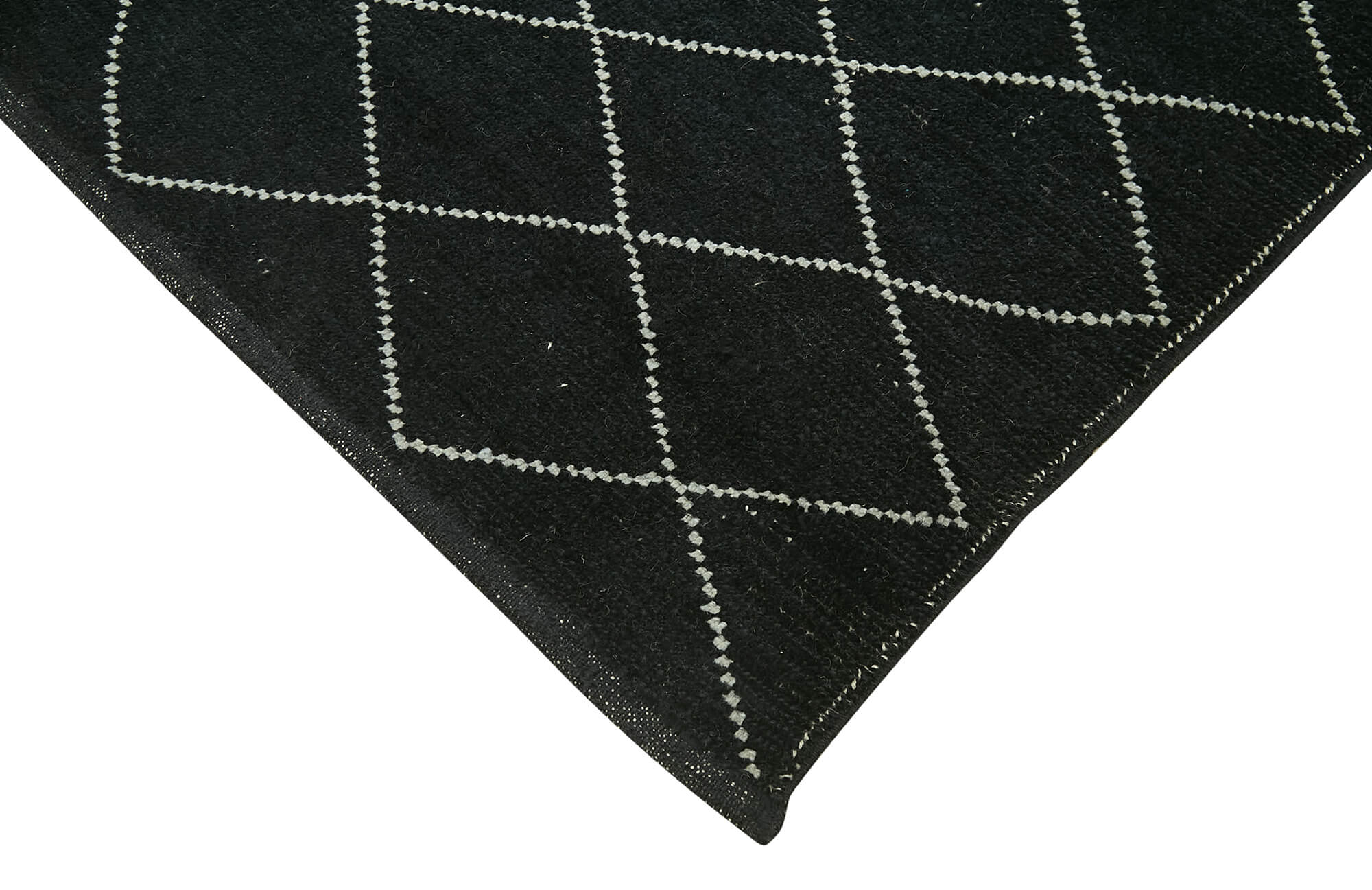 7 x 10 Black Moroccan Rug - 5755