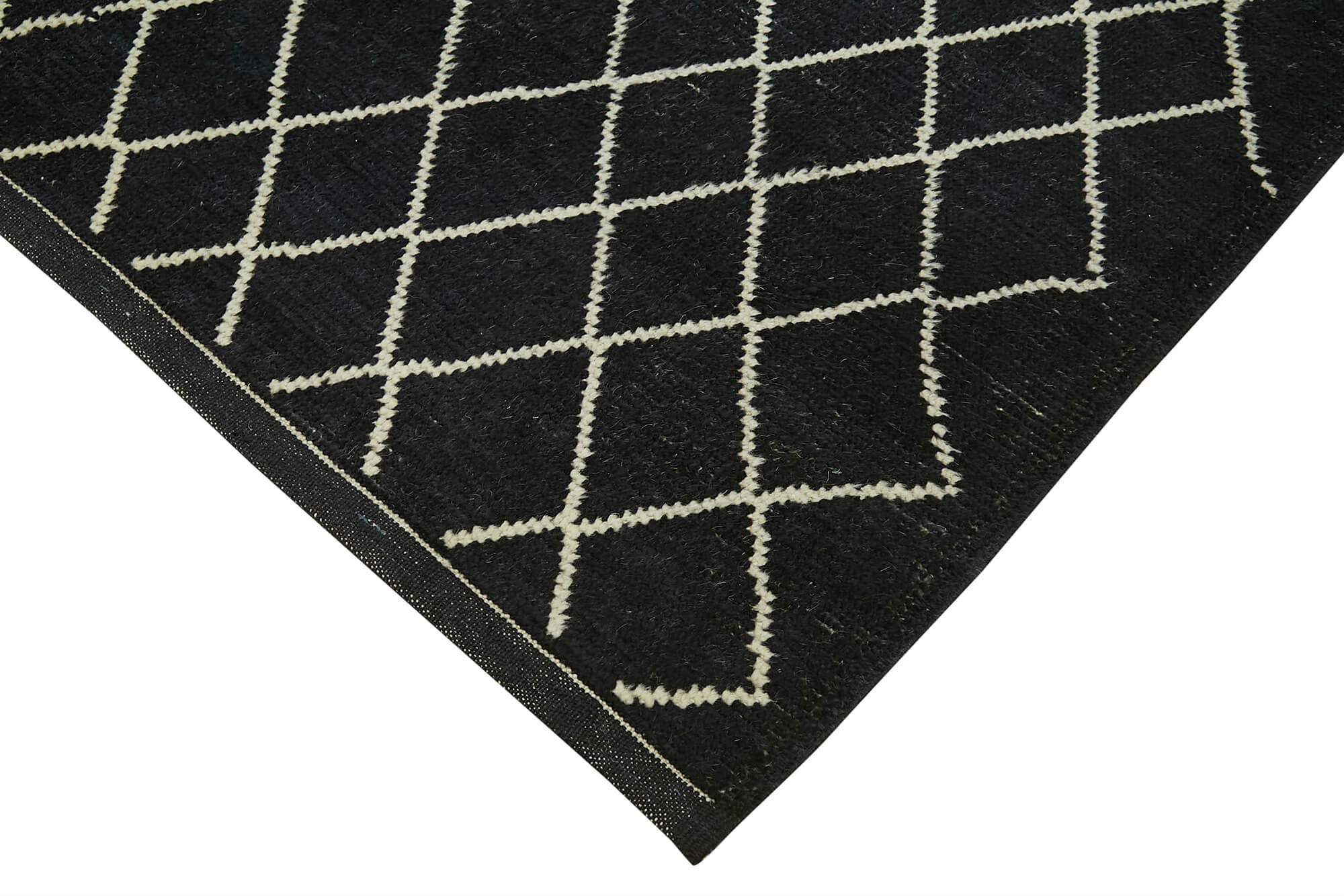 6 x 8 Black Moroccan Rug - 5772