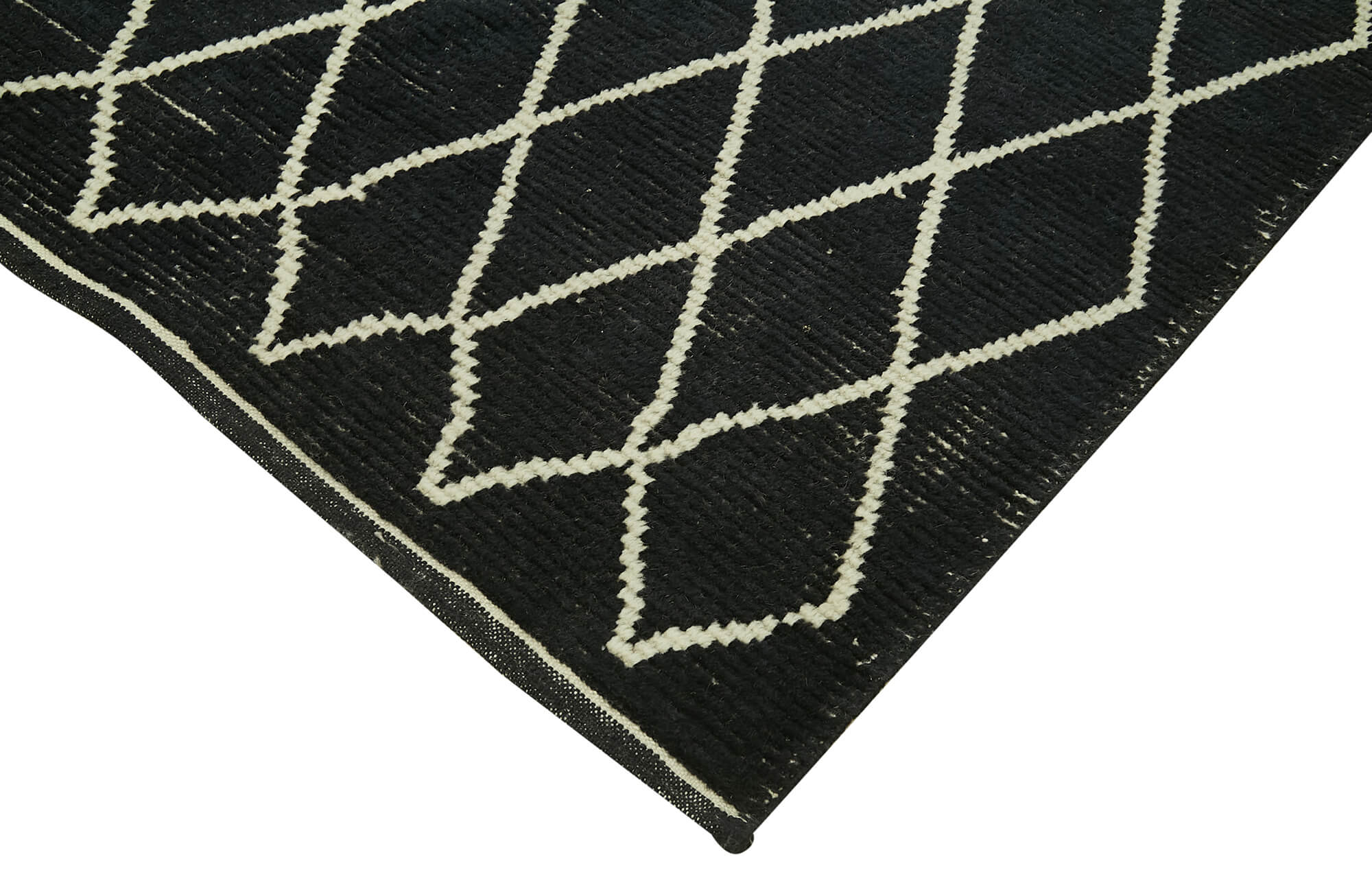 5 x 8 Black Moroccan Rug - 5780