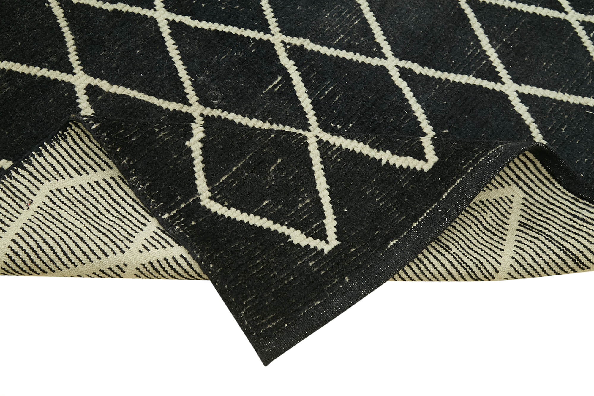 5 x 8 Black Moroccan Rug - 5780