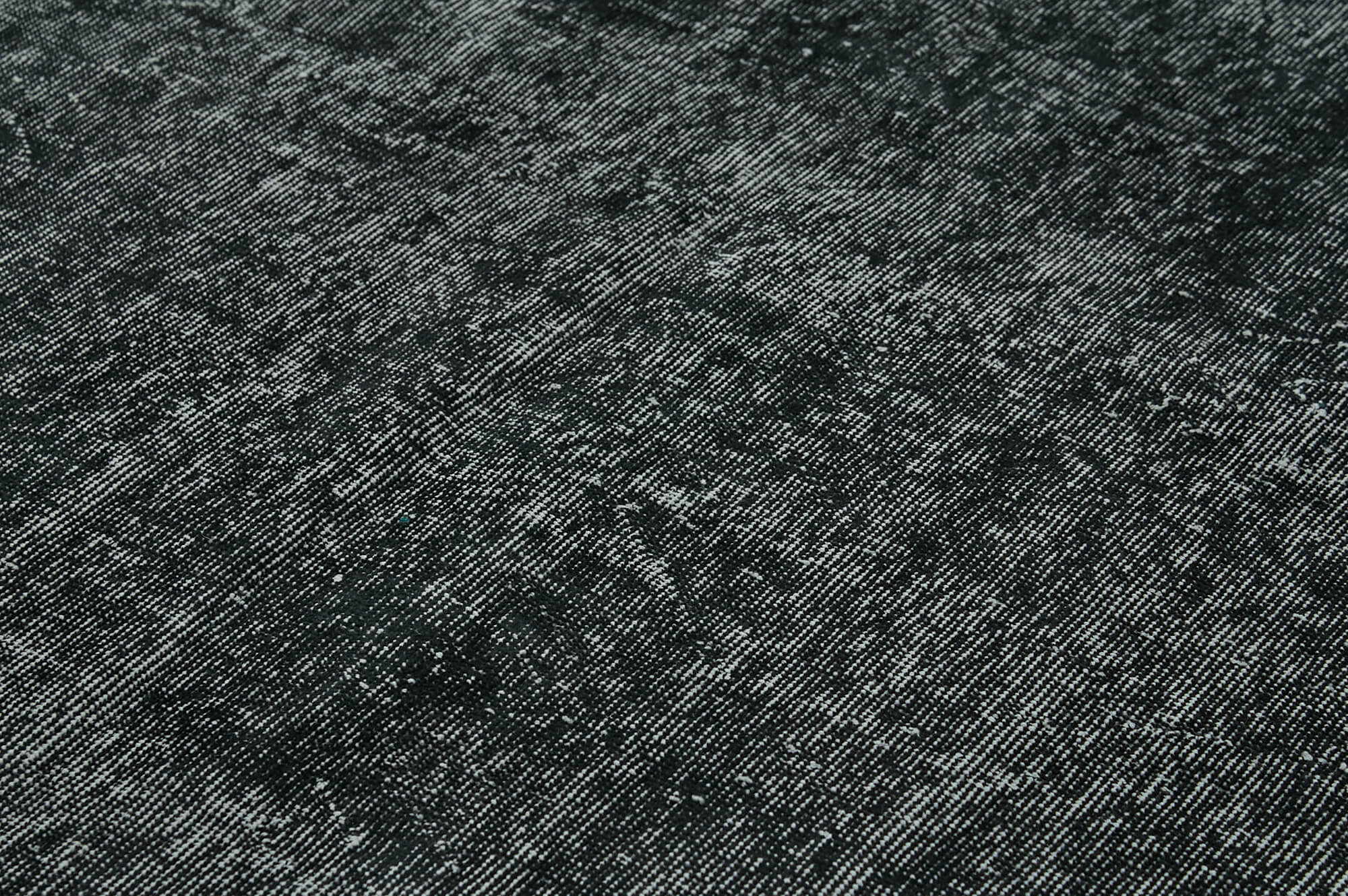 6 x 11 Black Overdyed Rug - 5928