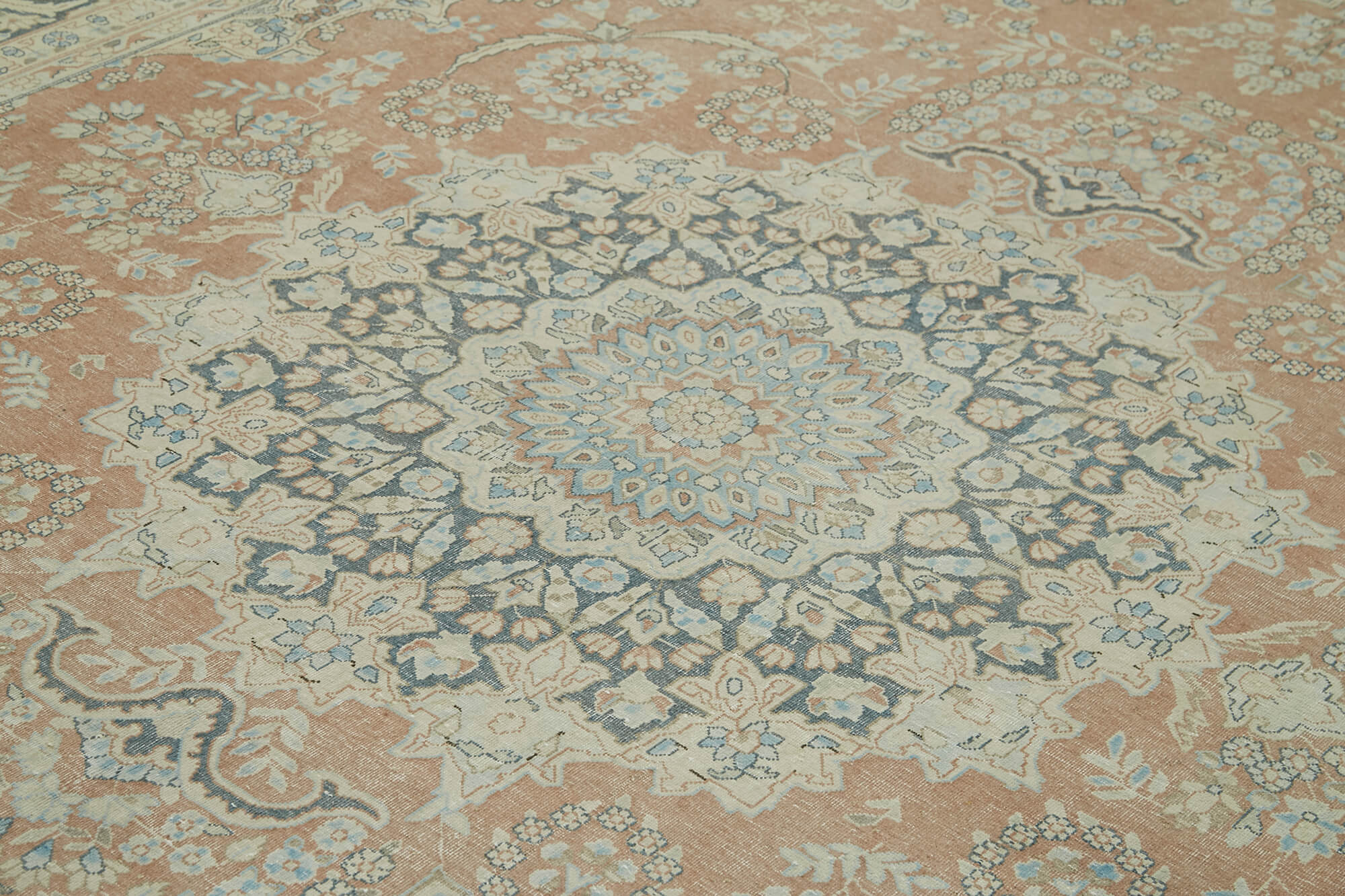 9 x 13 Beige Vintage Large Area Rug - 6307